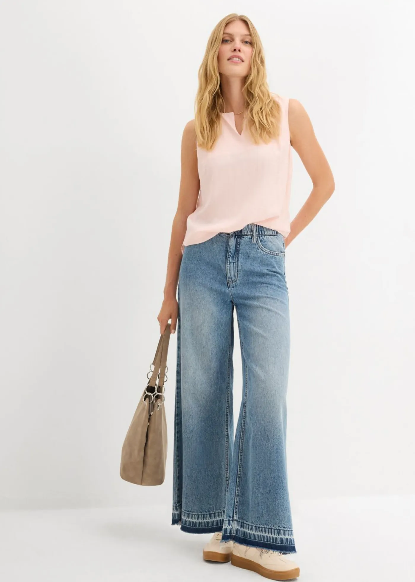 Mujer bonprix bonprix Blusa sin mangas de viscosa suave