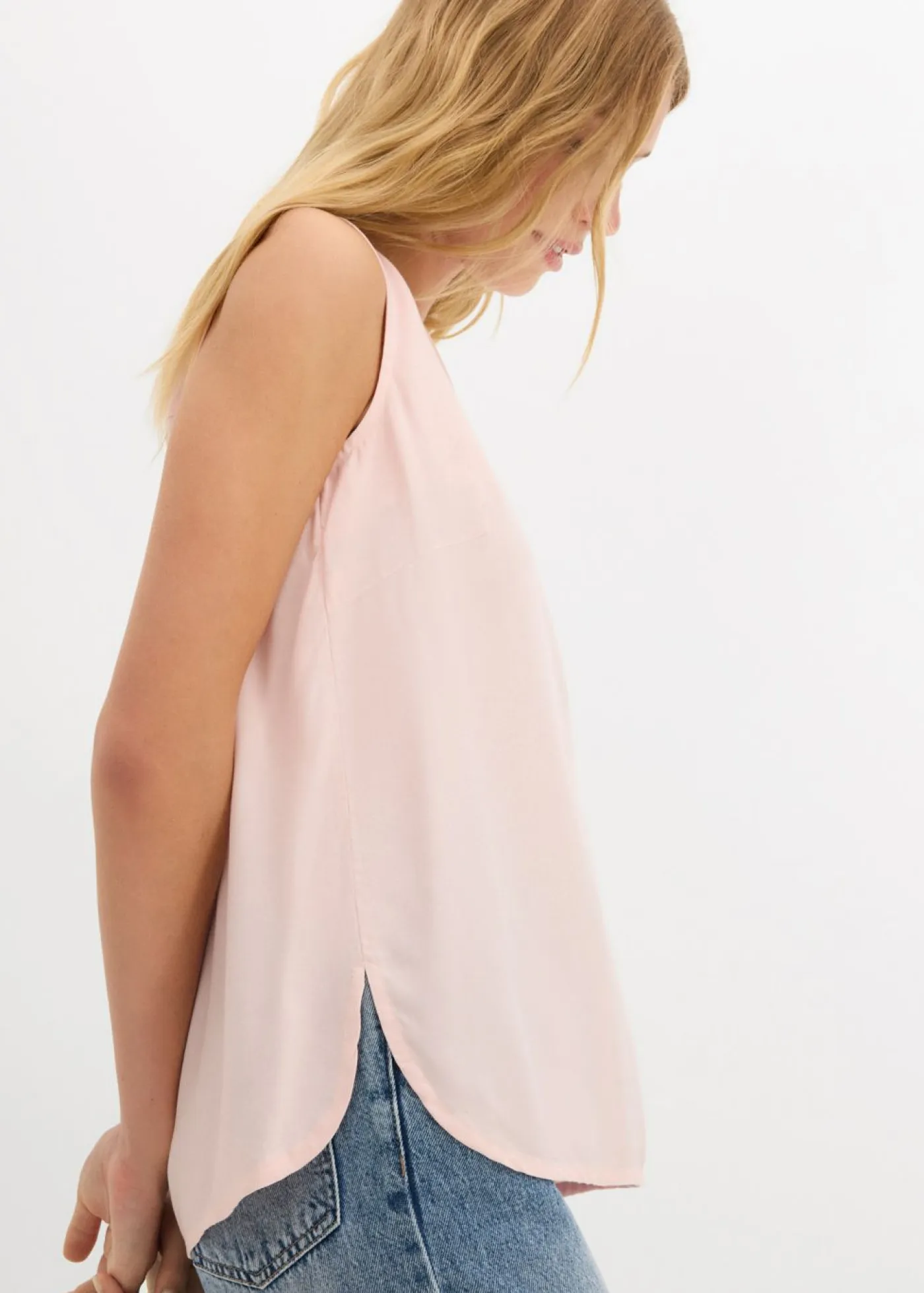 Mujer bonprix bonprix Blusa sin mangas de viscosa suave