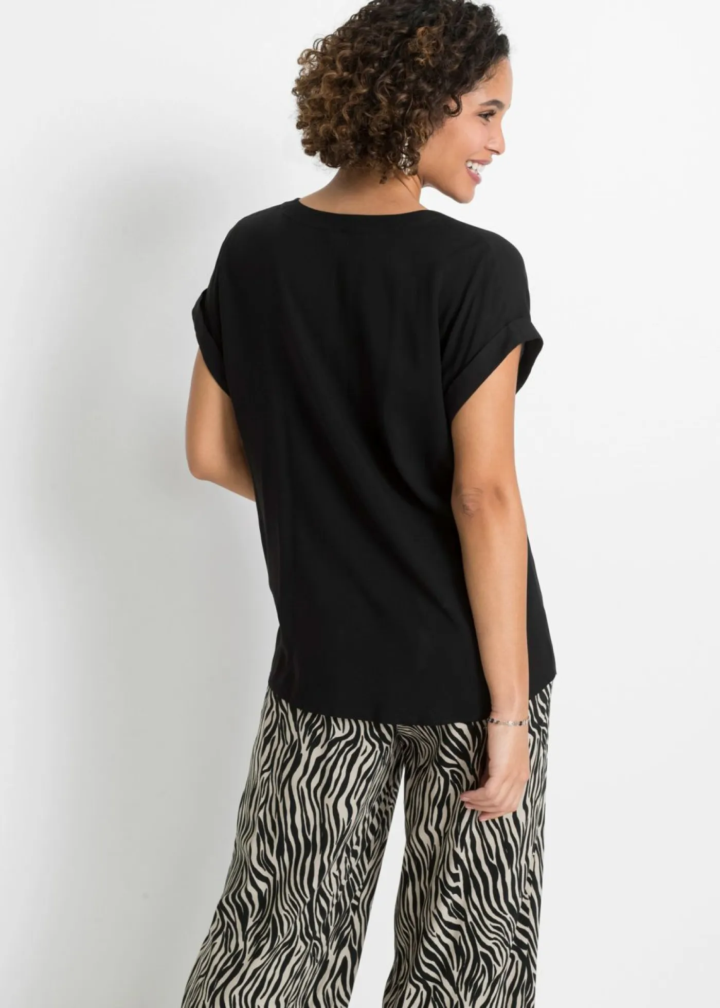 bonprix bonprix Camisas Y Blusas>Blusa tipo túnica de viscosa pura Negro