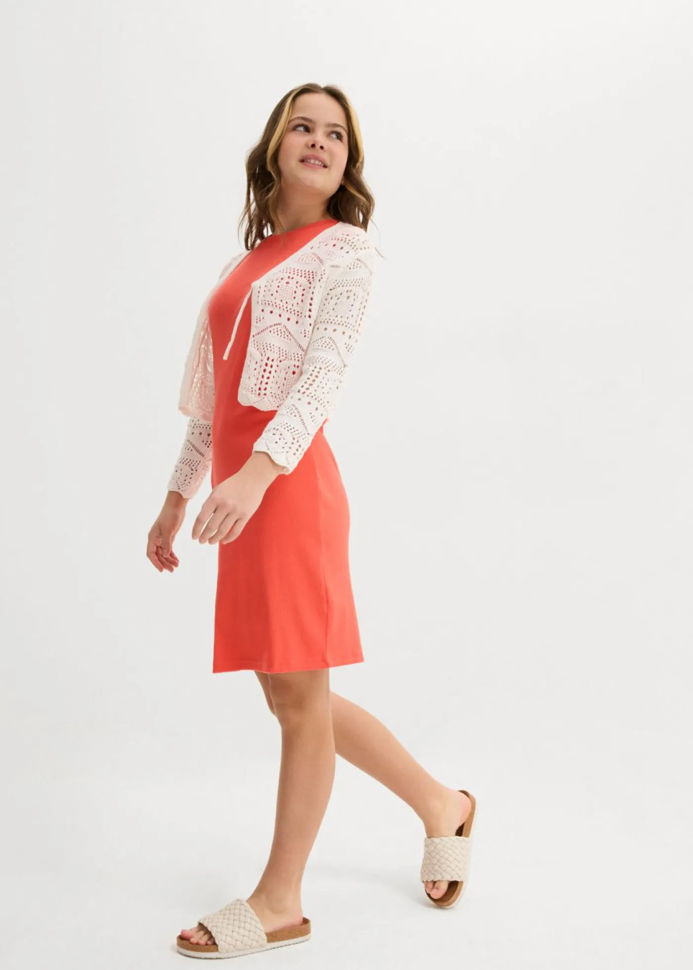 bonprix bonprix Ropa 9 A 16 Años·Sudaderas Y Jerséis>Bolero con bordado y mangas 3/4 Blanco