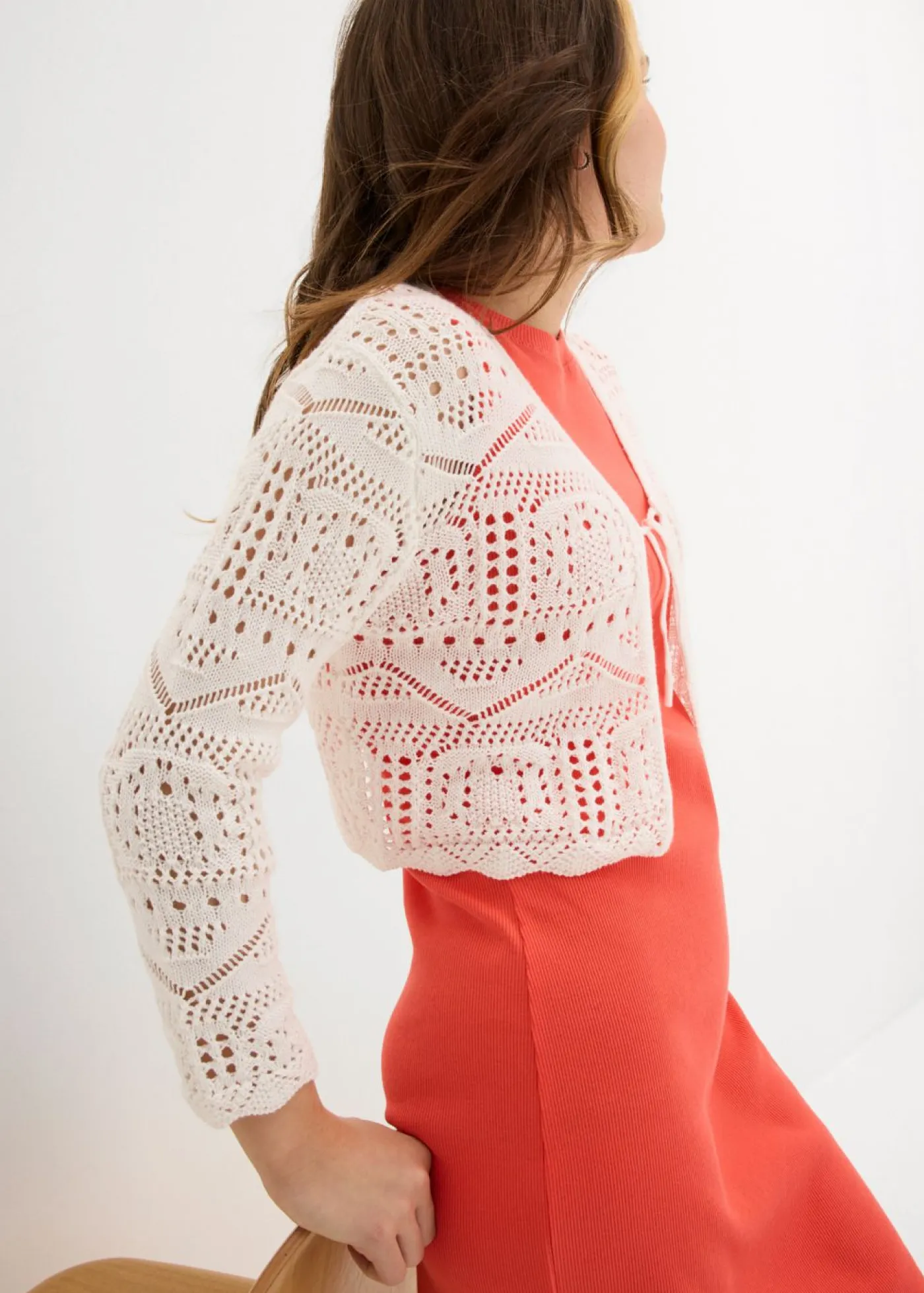 bonprix bonprix Ropa 9 A 16 Años·Sudaderas Y Jerséis>Bolero con bordado y mangas 3/4 Blanco