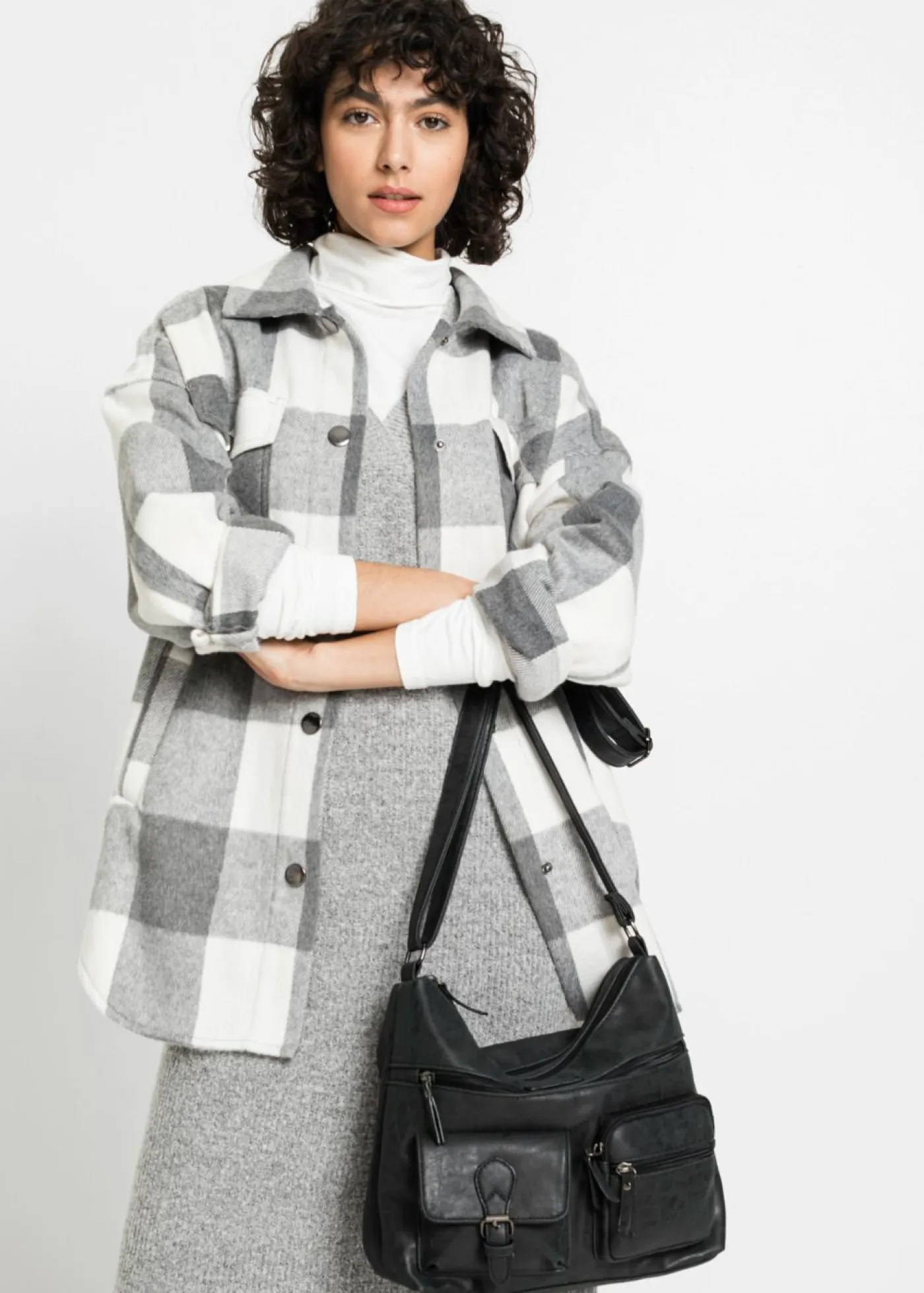 bonprix bonprix Bolsos>Bolso bandolera con bolsillos exteriores Negro