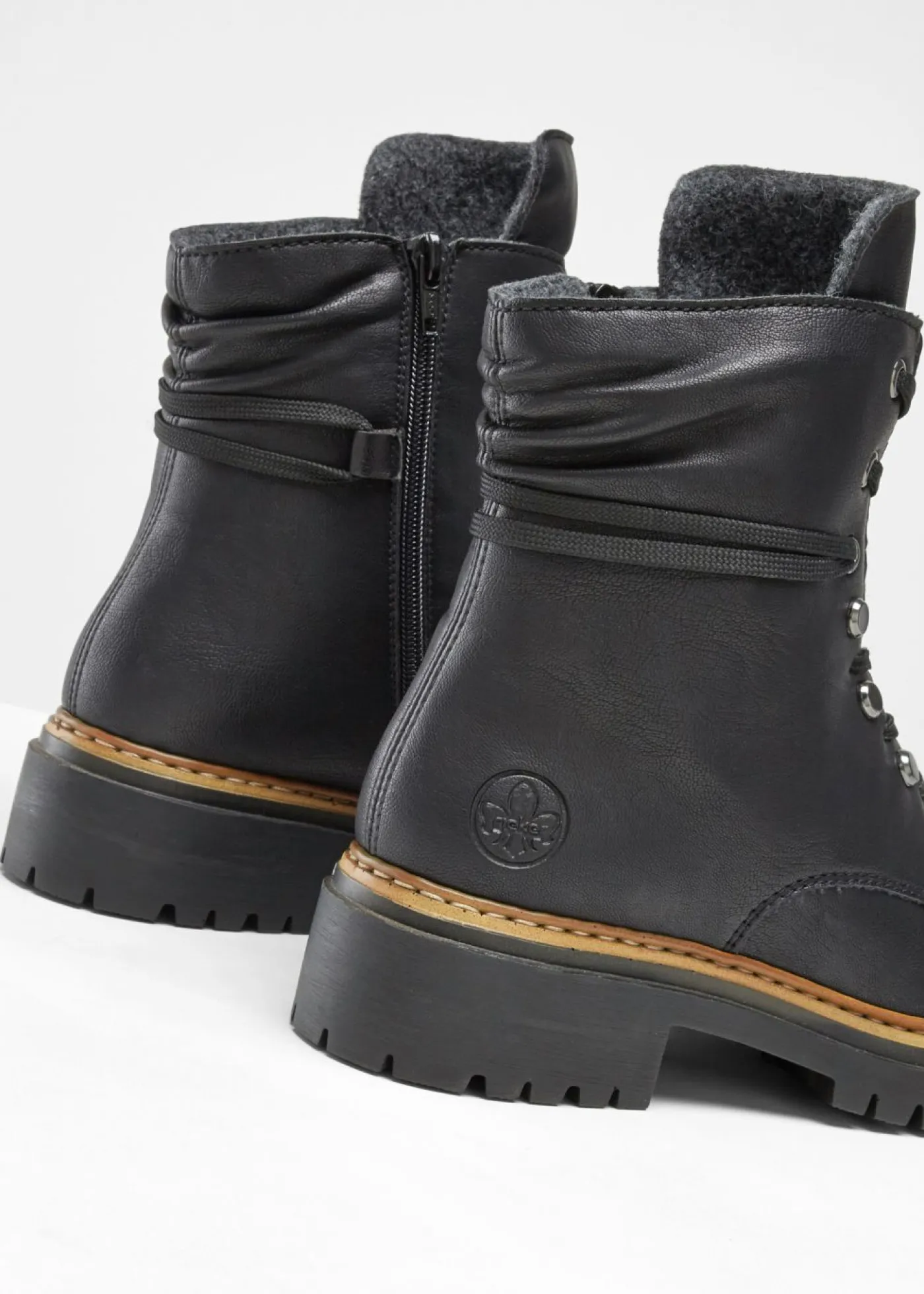 Mujer bonprix Rieker Botas cómodas, con cordones y forradas, de Rieker