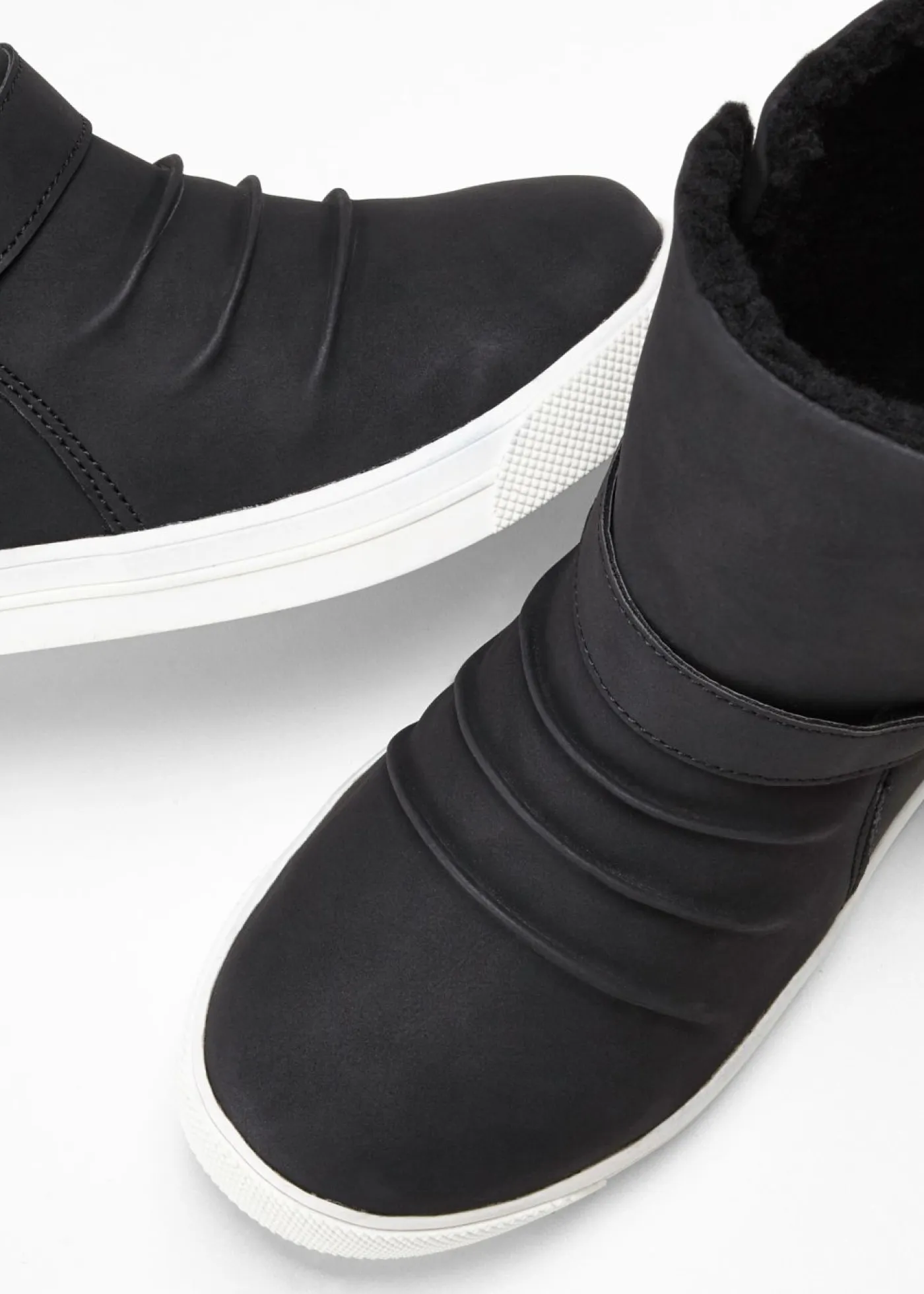 bonprix bonprix Tendencias·Zapatos Veganos|Botines De Nieve·Botines Clásicos>Botas de invierno Negro