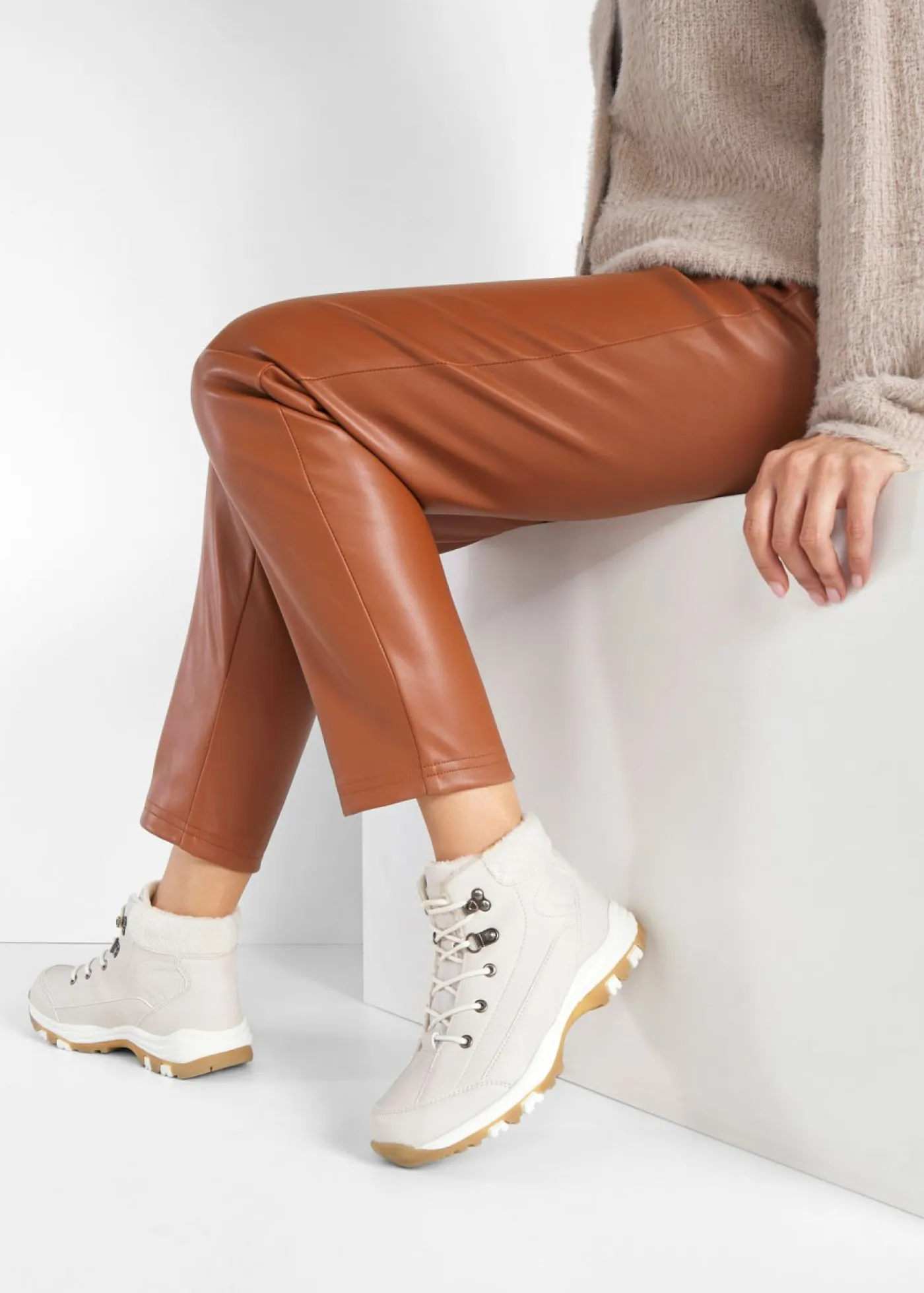 Mujer bonprix bonprix Botas forradas con cordones