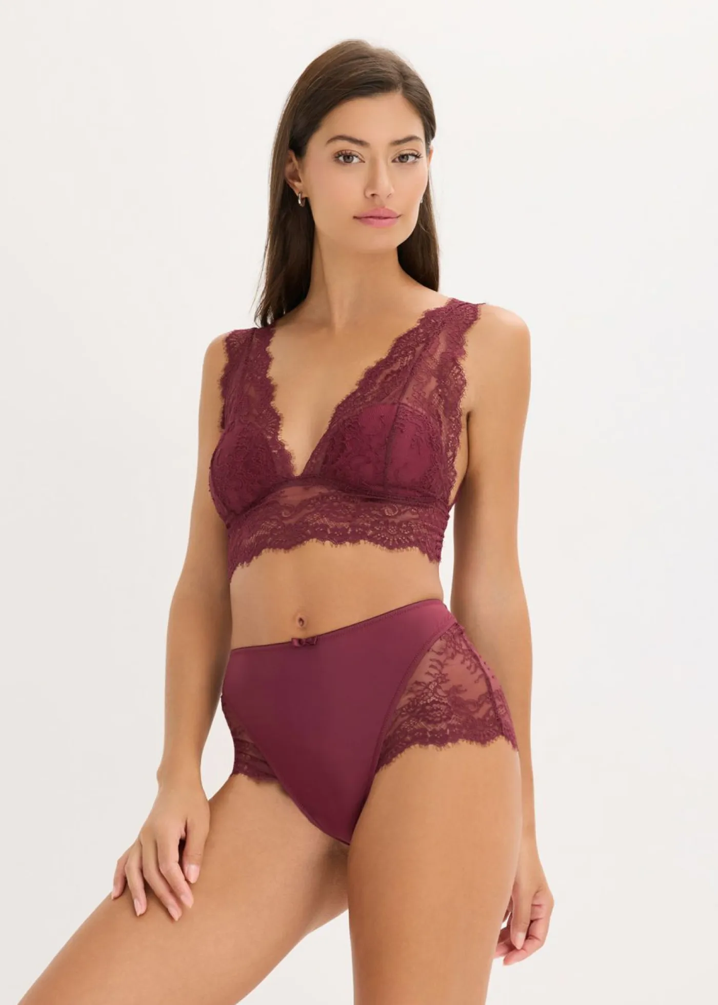 bonprix bonprix Lencería|Sujetadores>Bralette de encaje delicado rojo avellana