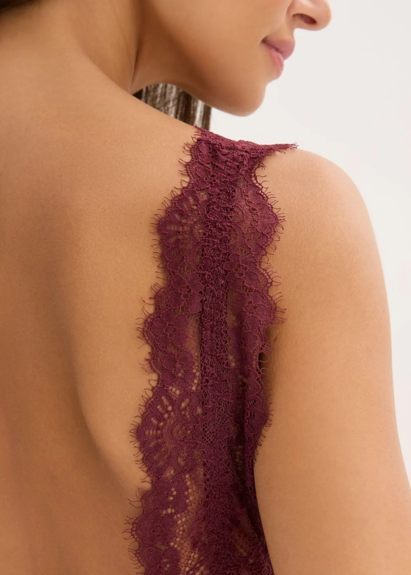 bonprix bonprix Lencería|Sujetadores>Bralette de encaje delicado rojo avellana