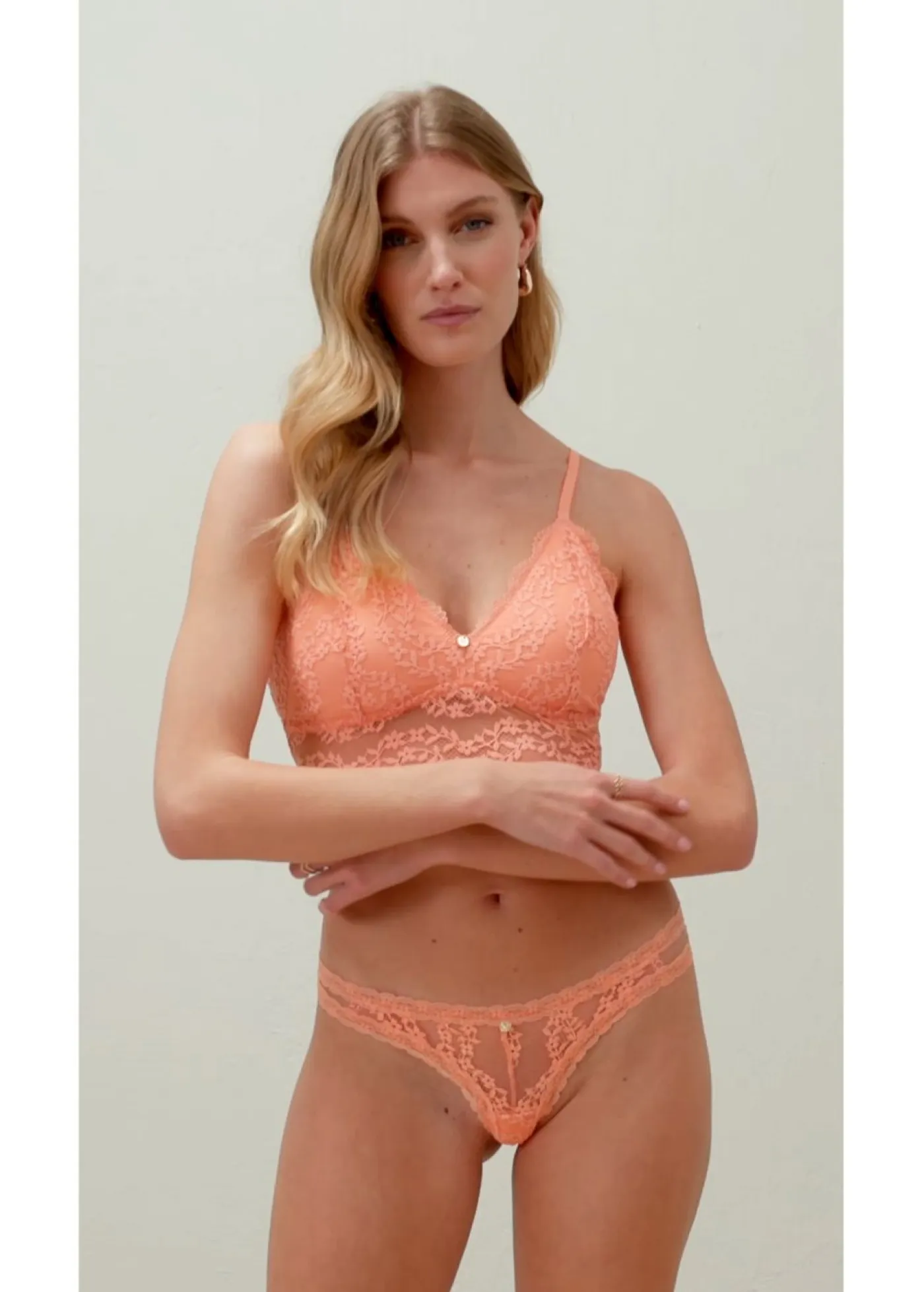 Mujer bonprix bonprix Bustier sin aros con encaje de flores