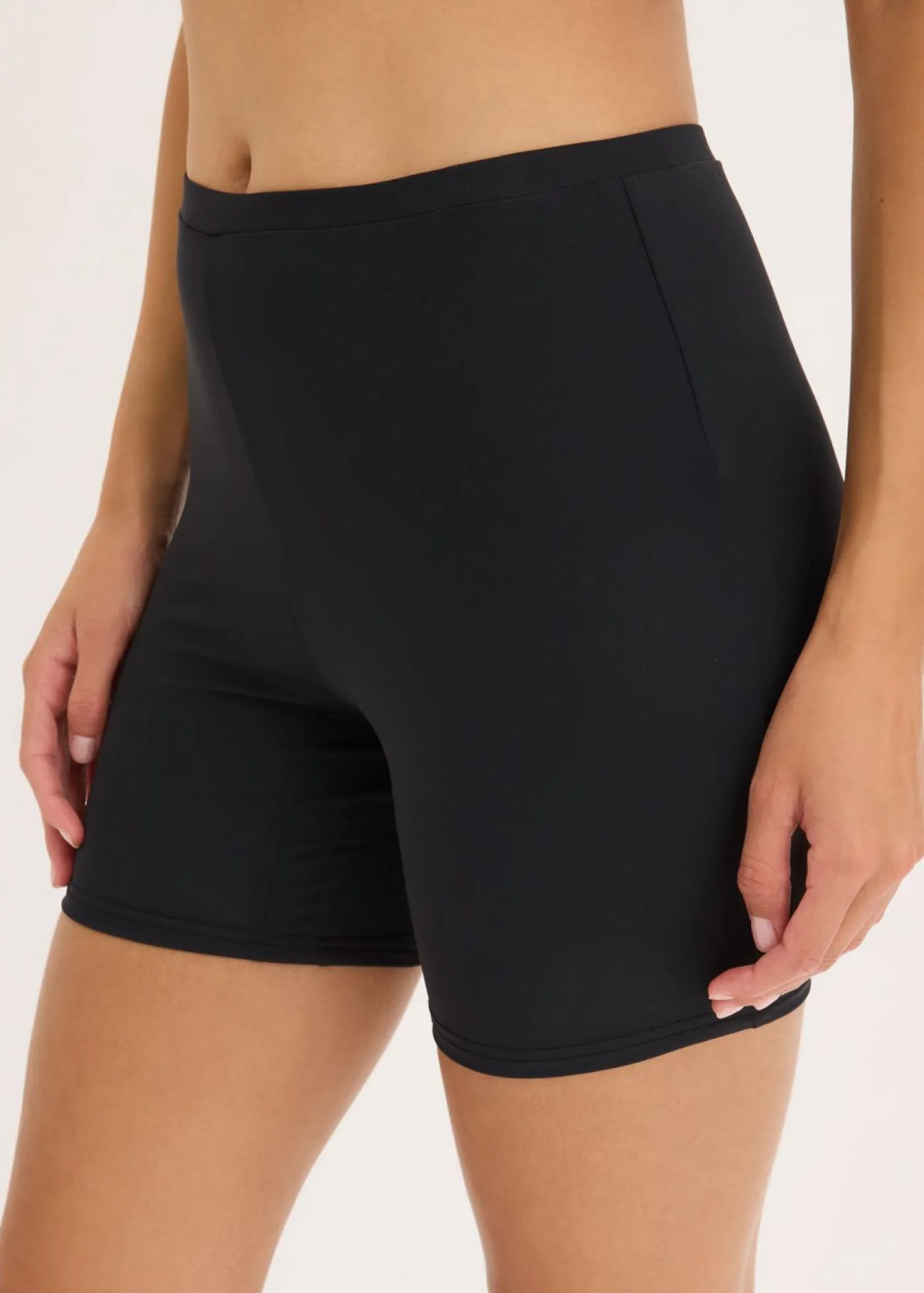 bonprix bonprix Bragas>Bóxers de largo medio y tiro alto (4 unidades) Blanco+negro