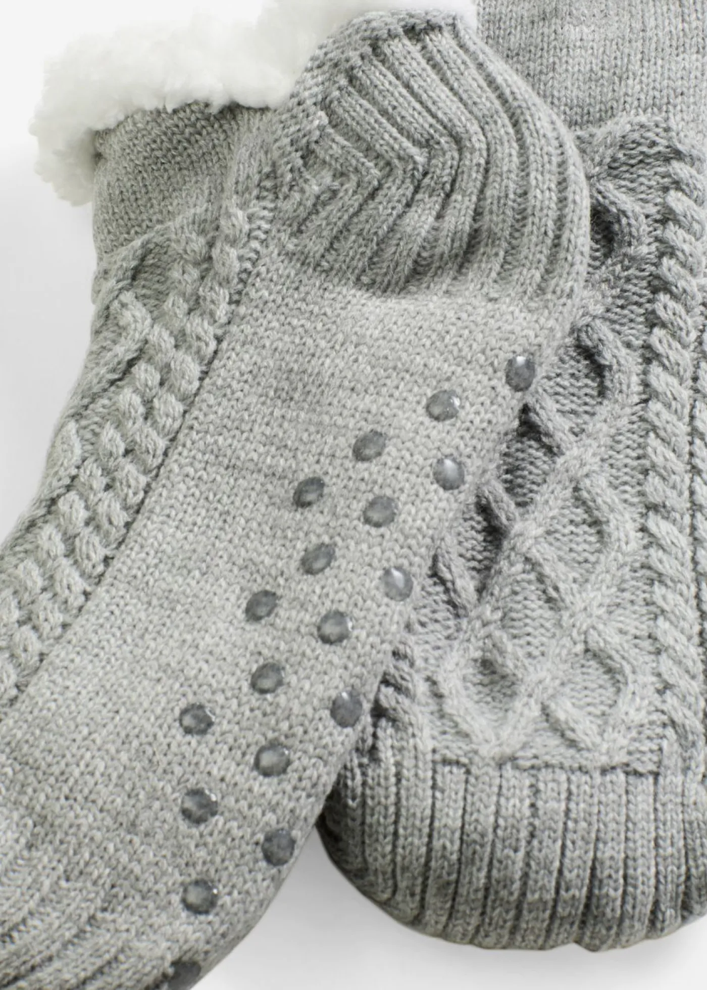 Mujer bonprix bonprix Calcetines con patrón trenzado, forro de peluche y suela antideslizante