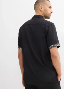 Hombre bonprix bonprix Camisa de manga corta de viscosa con corte slim