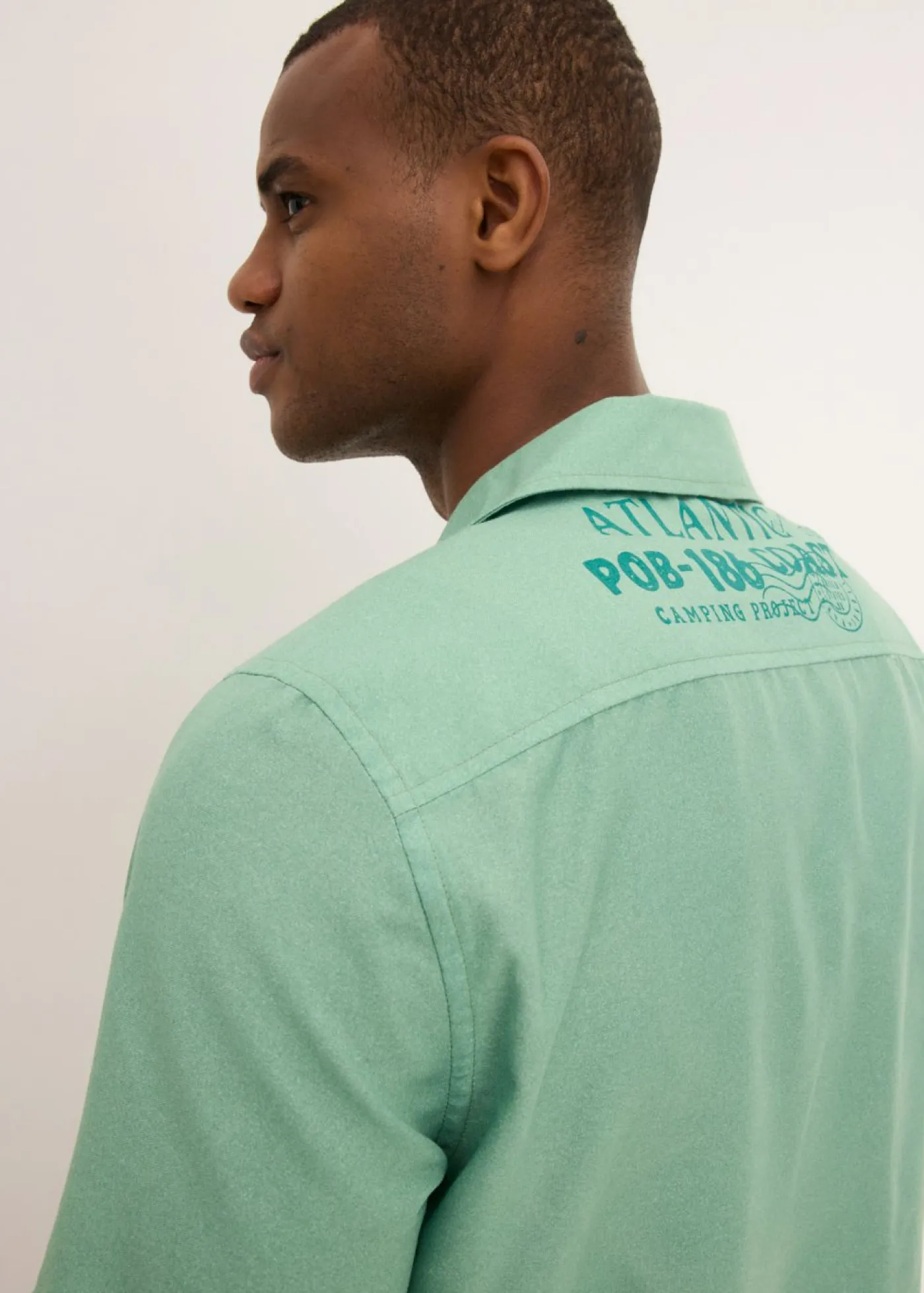 bonprix bonprix Camisas>Camisa de manga corta de algodón puro hierbabuena-verde botella