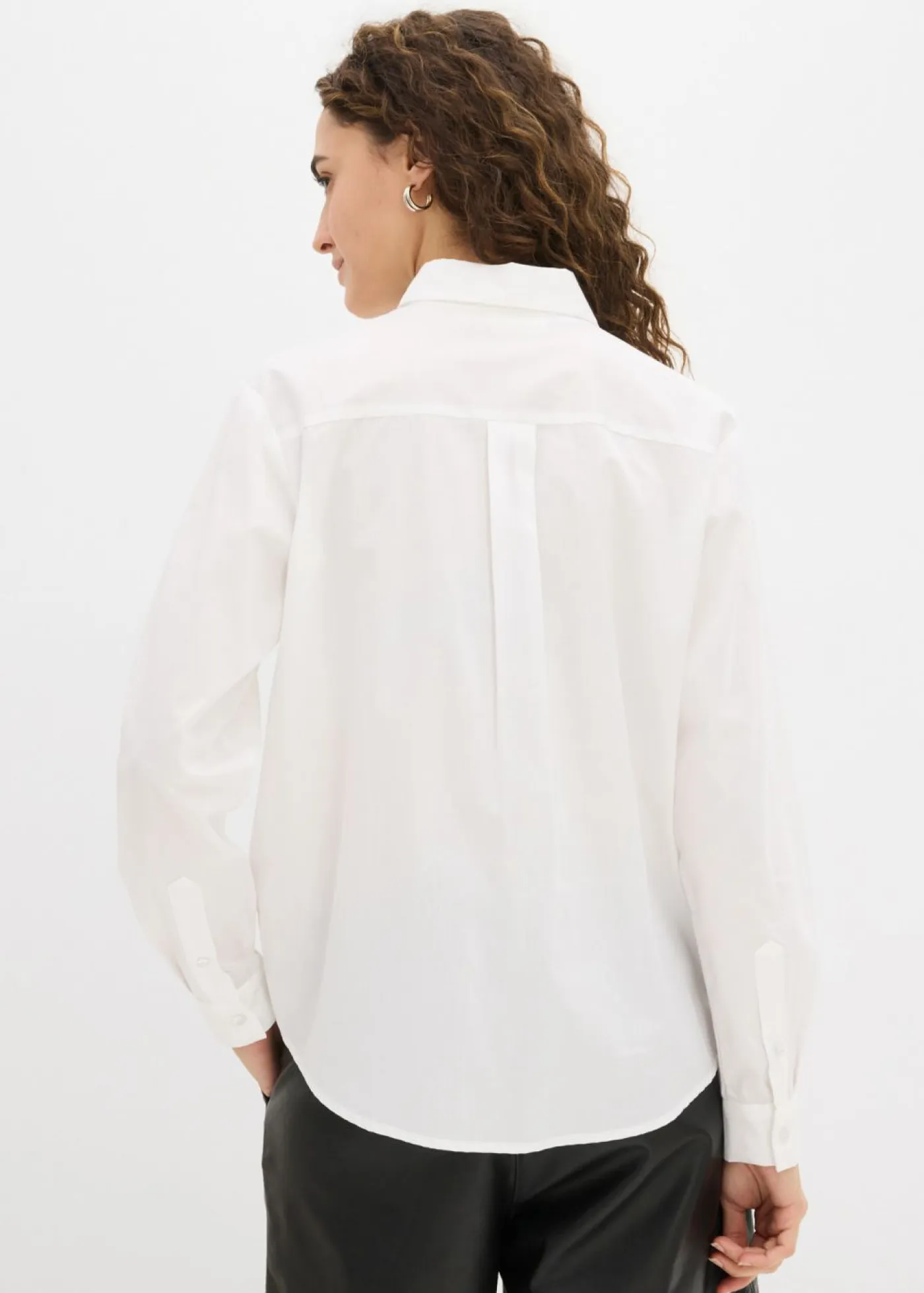 bonprix bonprix Camisas Y Blusas>Camisa oversize con bolsillo en contraste estampado leo blanco