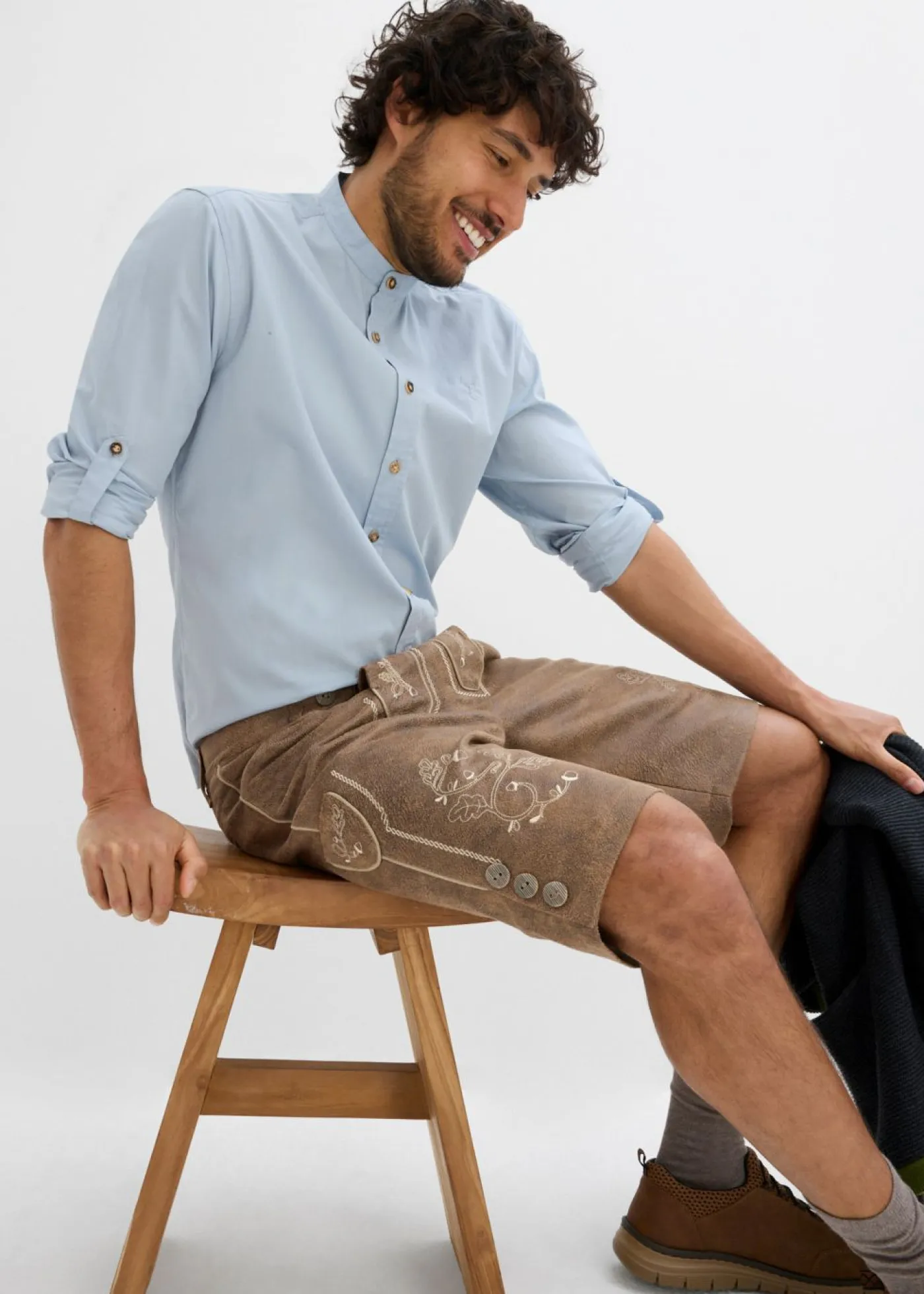 bonprix bonprix Camisas>Camisa tradicional con mangas arremangadas Azul suave