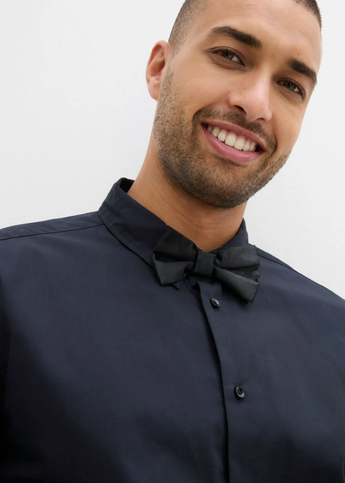 bonprix bonprix Trajes|Camisas>Camisa y pajarita (2 piezas) Negro