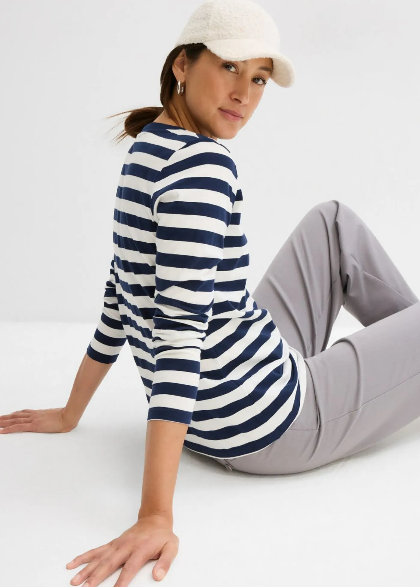 bonprix bonprix Básicos|Camisetas>Camiseta a rayas de algodón orgánico puro azul marino/blanco lana con rayas