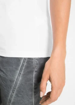 bonprix bonprix Básicos|Camisetas><noscript><img width=