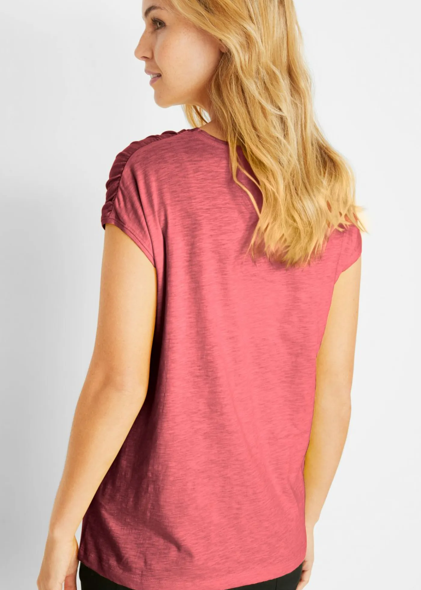 bonprix bonprix Camisetas|Novedades>Camiseta boxy de manga corta Marrón rojizo