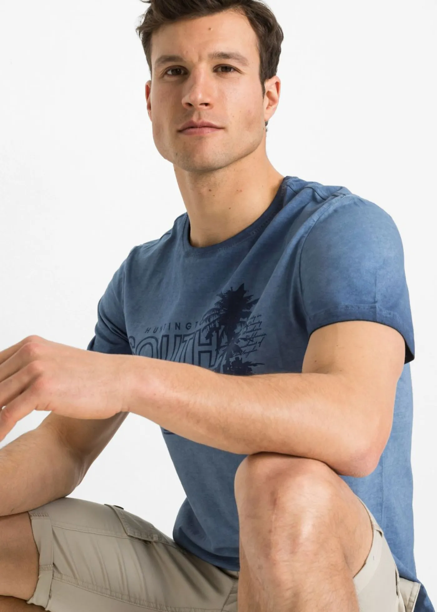 Hombre bonprix bonprix Camiseta con aspecto lavado y de algodón orgánico puro