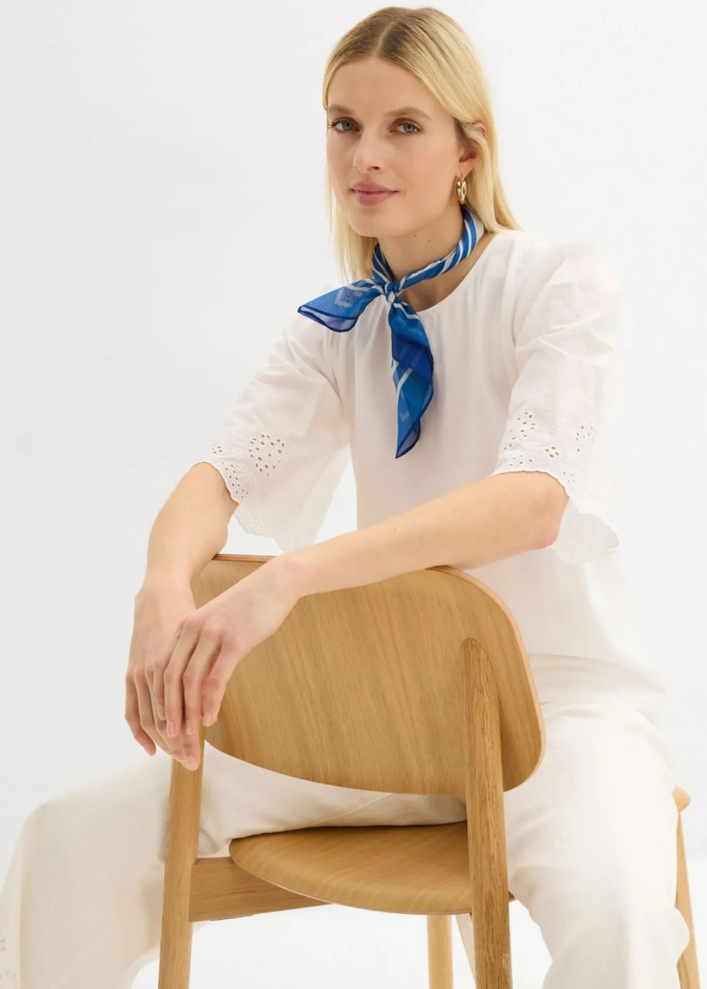 Mujer bonprix bonprix Camiseta con bordado calado