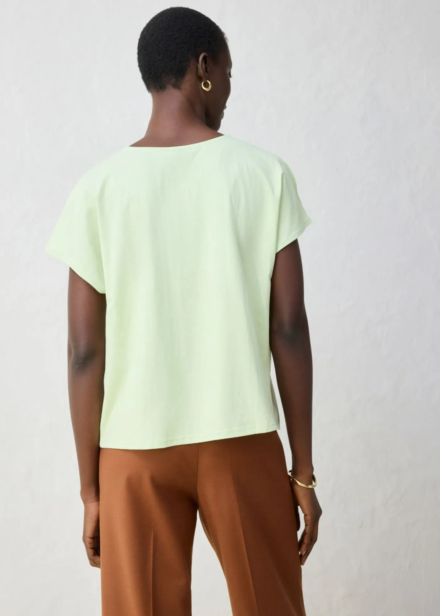 bonprix bonprix Premium|Camisetas>Camiseta con contenido de seda e inserto de tejido verde tiza