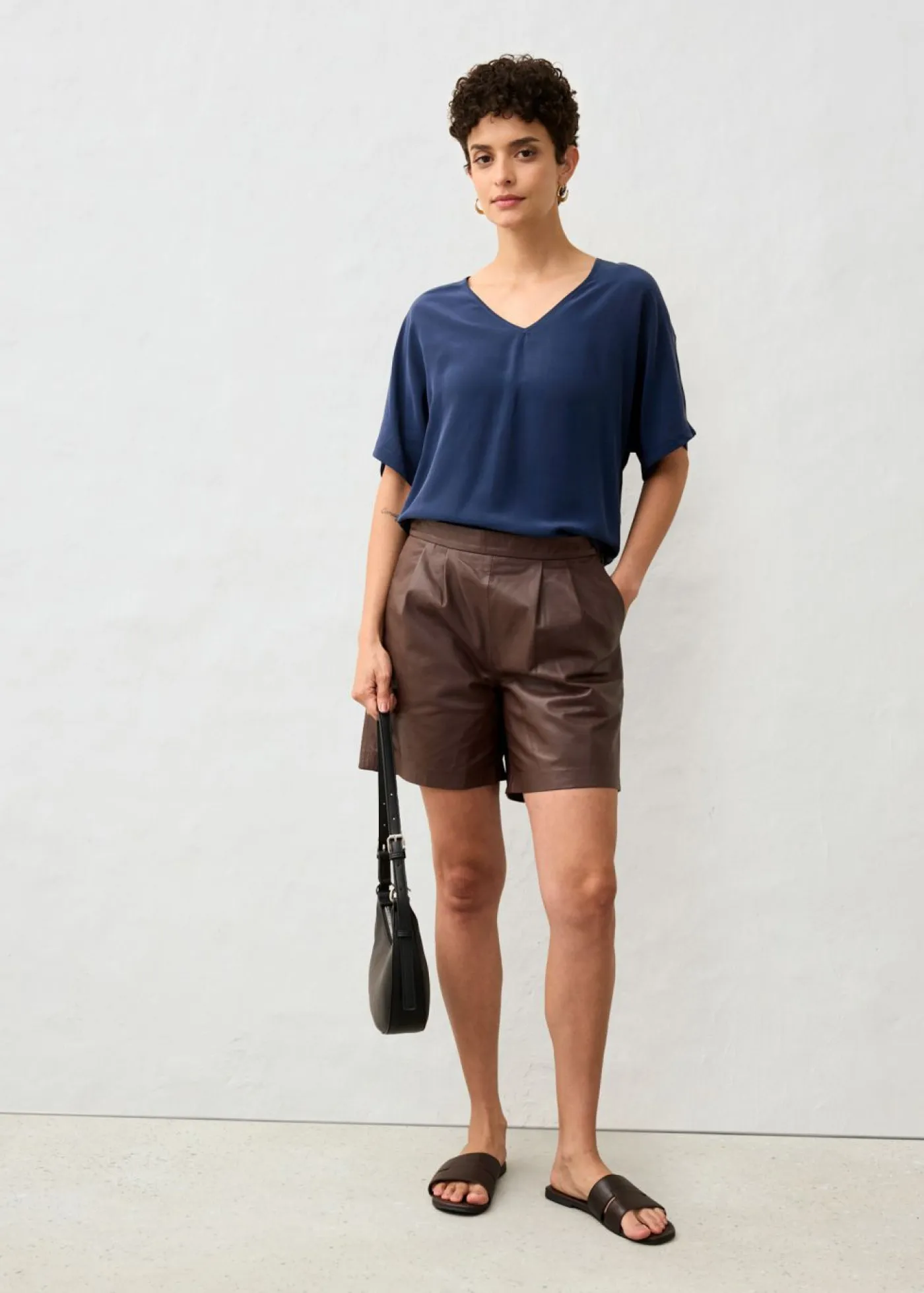 bonprix bonprix Premium|Camisetas>Camiseta con contenido de seda e inserto de tejido Azul marino