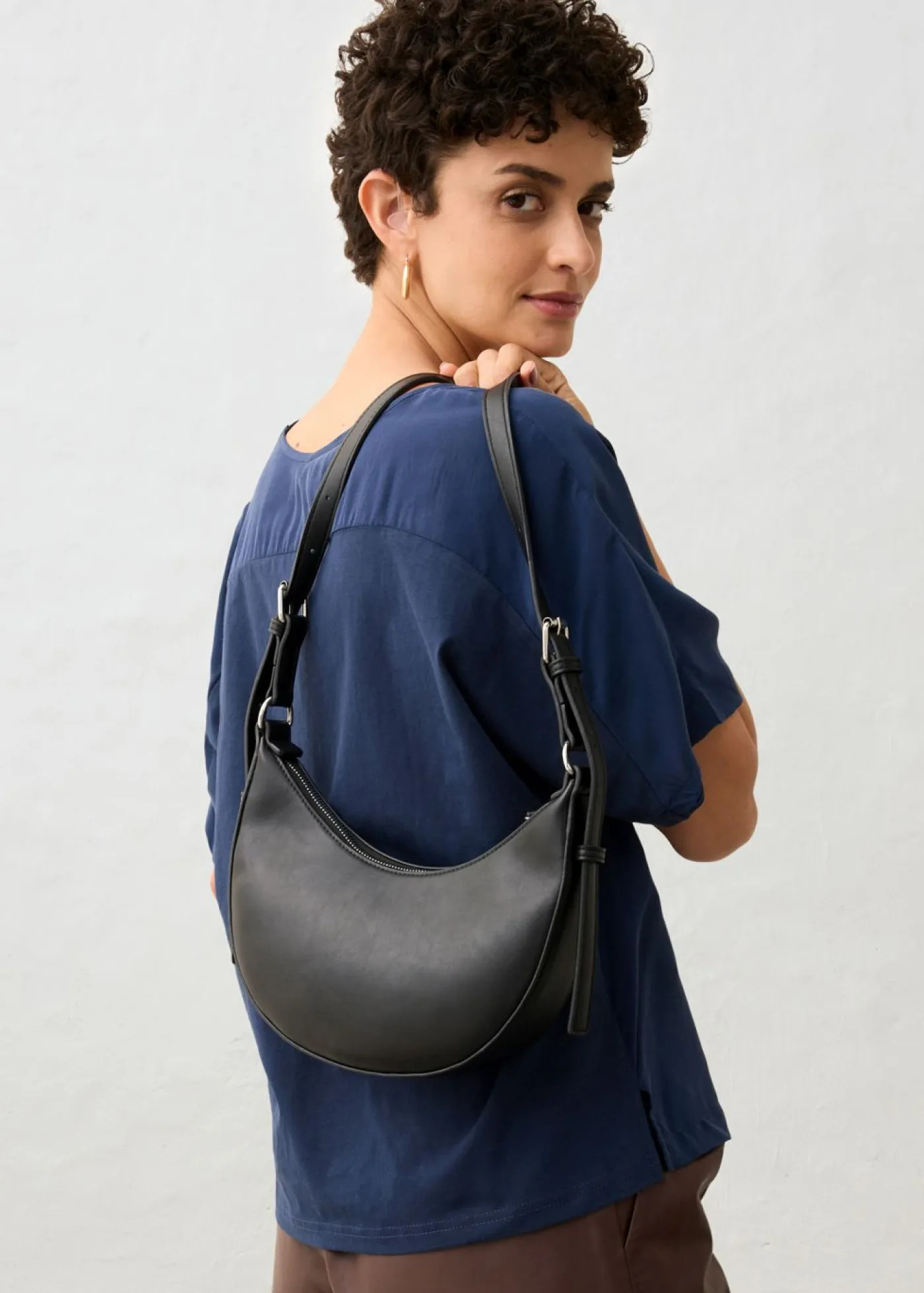 bonprix bonprix Premium|Camisetas>Camiseta con contenido de seda e inserto de tejido Azul marino