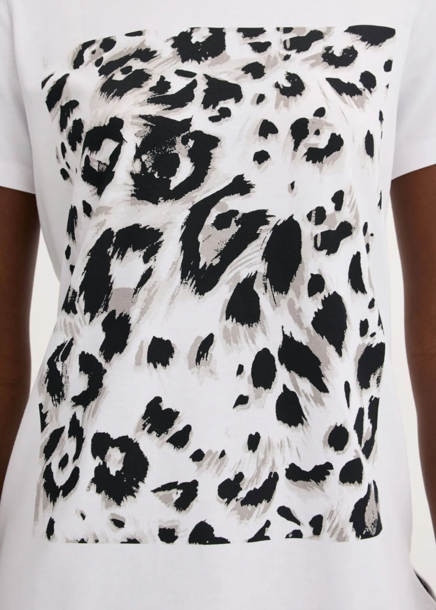 bonprix bonprix Camisetas>Camiseta con estampado de leopardo y purpurina estampado leo blanco-beige-negro-marrón grisáceo