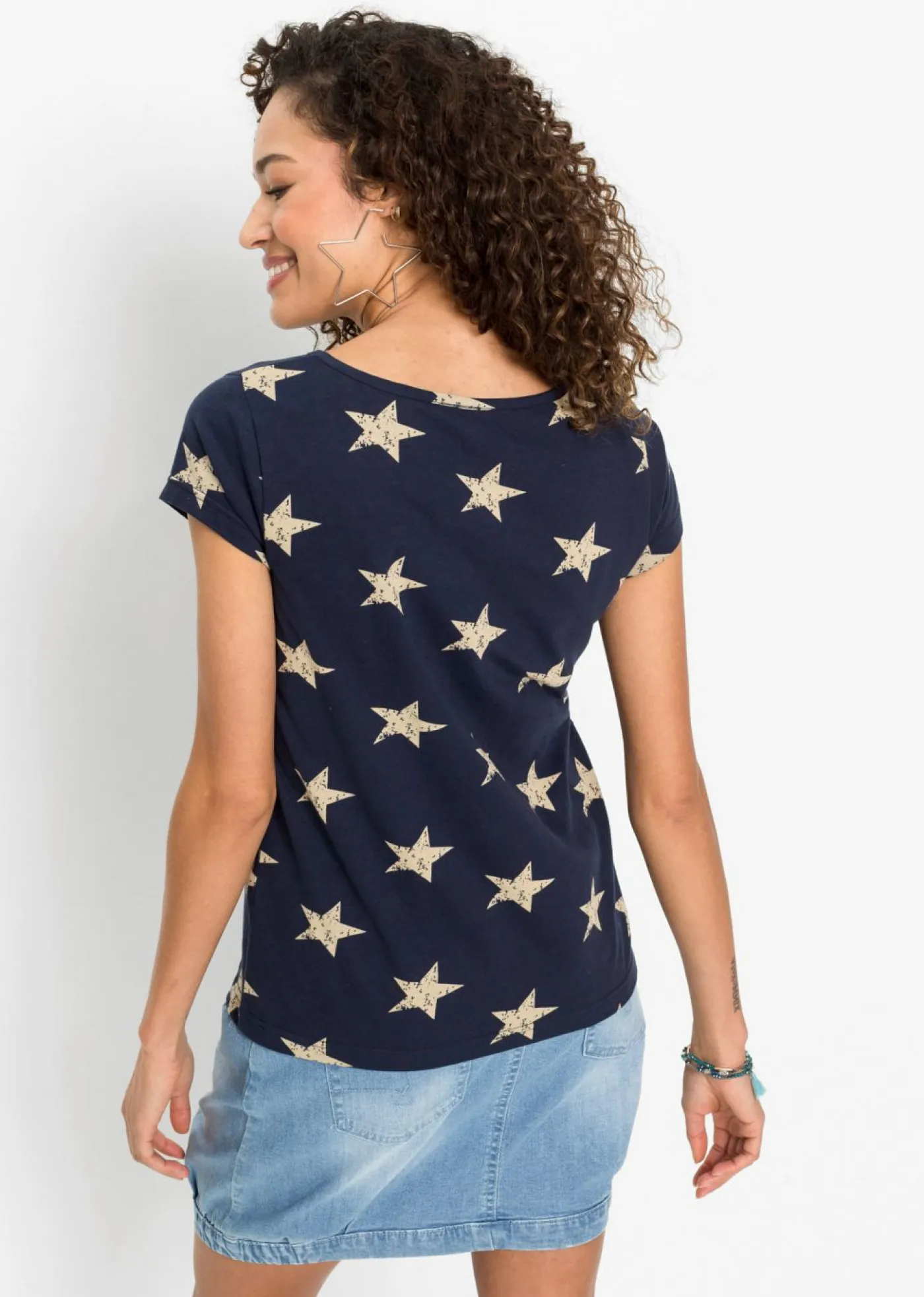 bonprix bonprix Camisetas>Camiseta con estampado de estrellas y algodón puro Azul marino/beige estampado