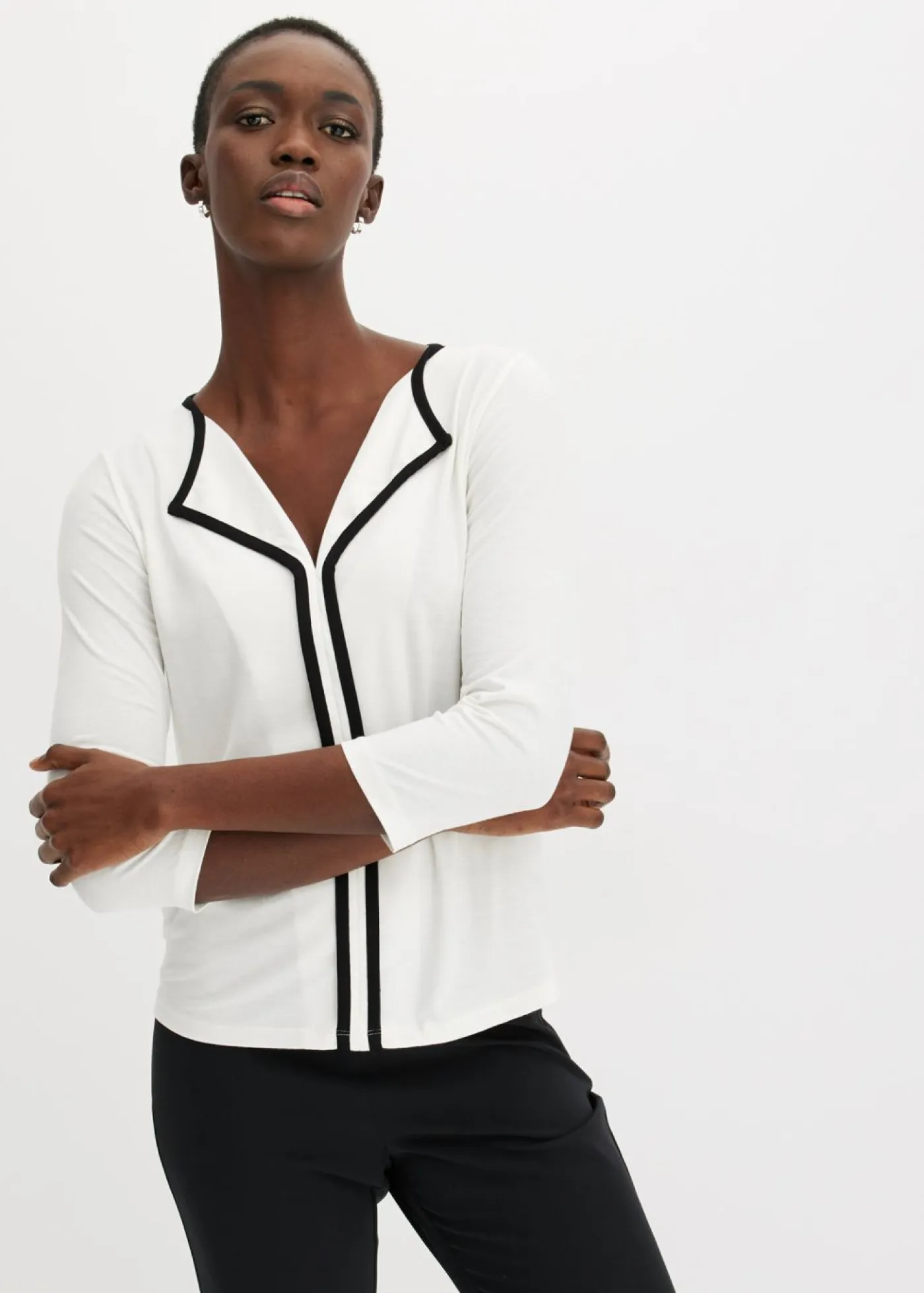 bonprix bonprix Camisetas>Camiseta con panel en contraste Blanco lana-negro