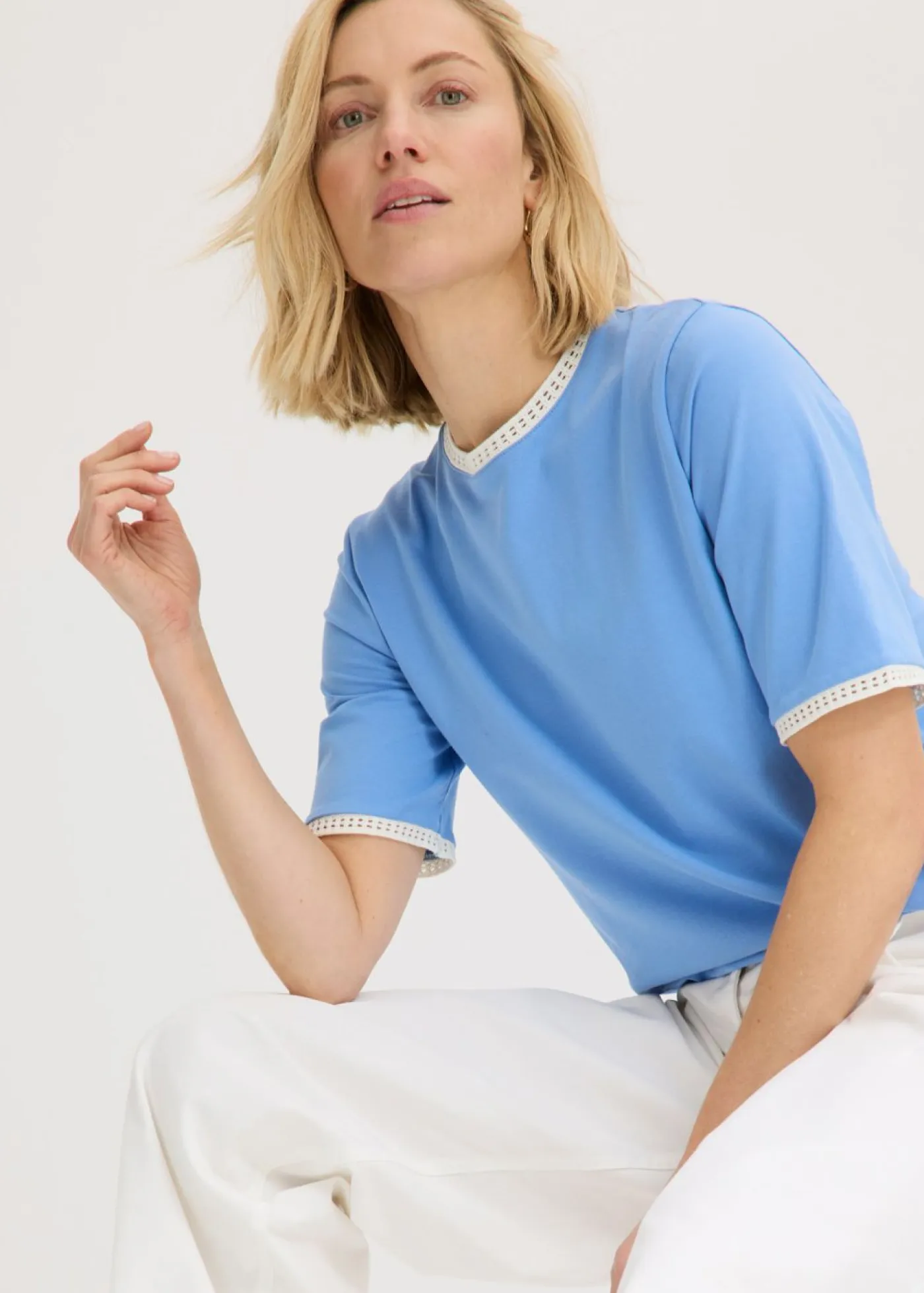 bonprix bonprix Camisetas|Novedades>Camiseta con ribete de encaje azul provenzal-blanco lana