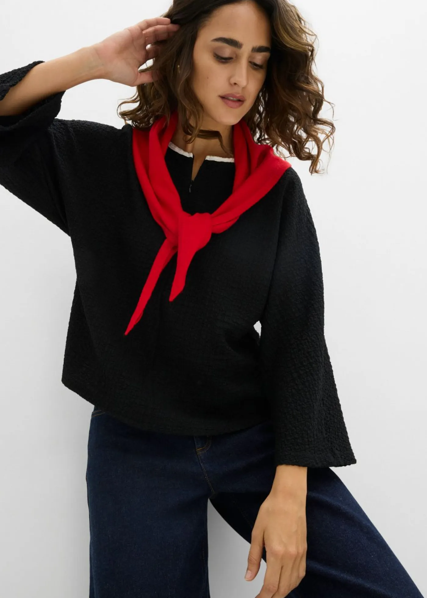 bonprix bonprix Camisetas>Camiseta con ribete en contraste Negro-blanco lana