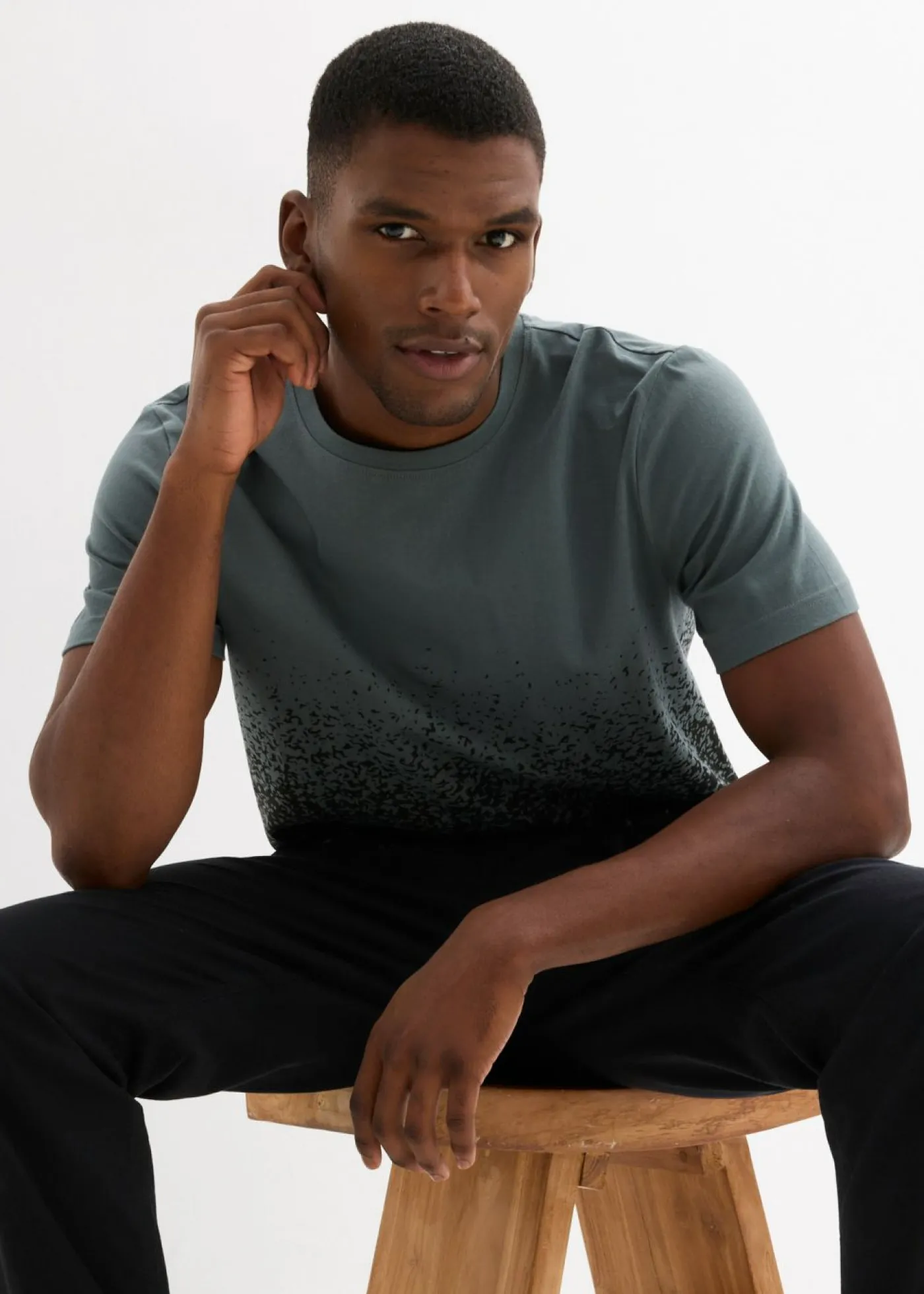 bonprix bonprix Camisetas Y Polos>Camiseta de algodón orgánico Verde eucalipto-negro