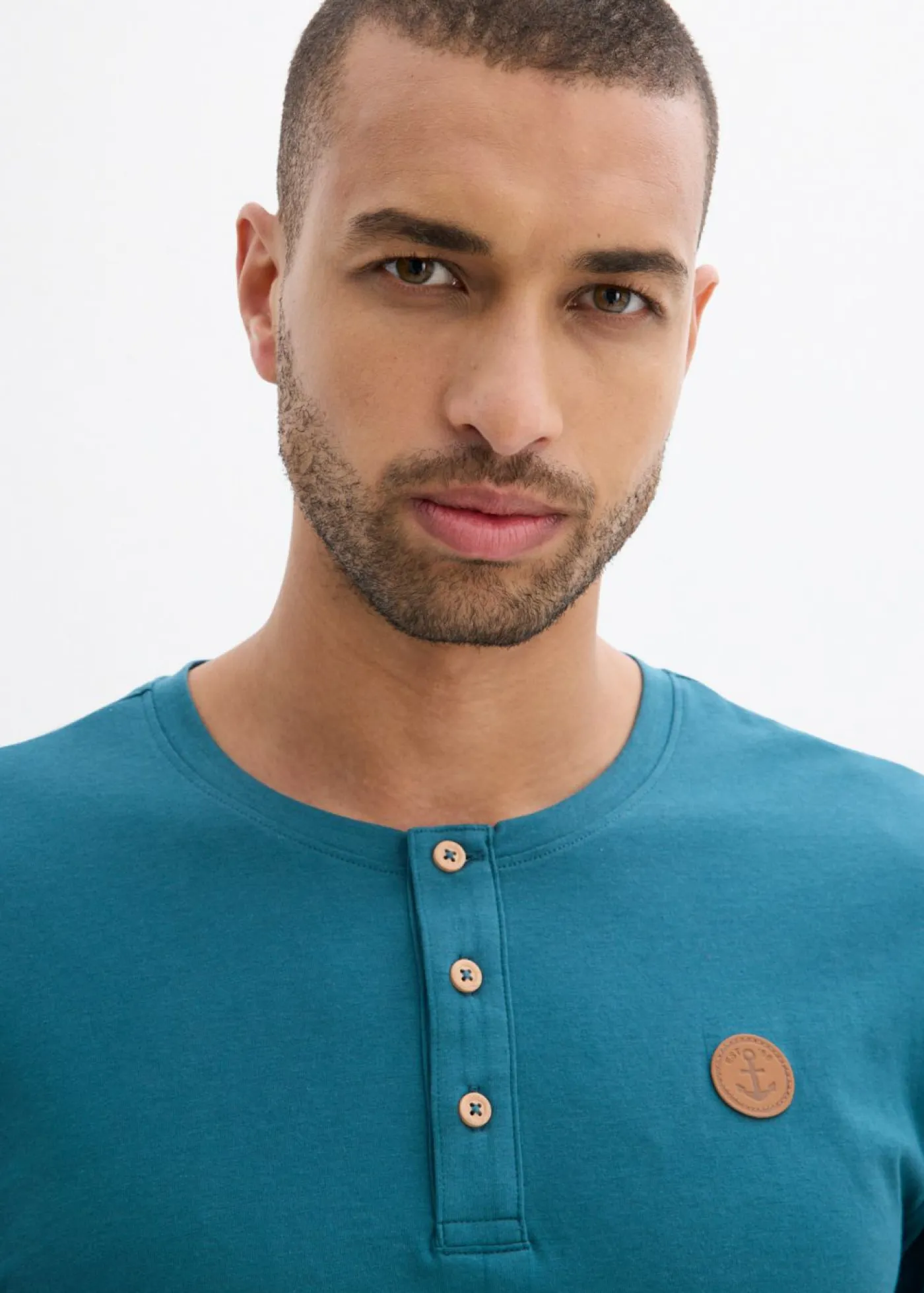 bonprix bonprix Camisetas Y Polos>Camiseta de algodón orgánico puro con manga larga y cuello henley (2 unidades) Verde pimiento/azul marino