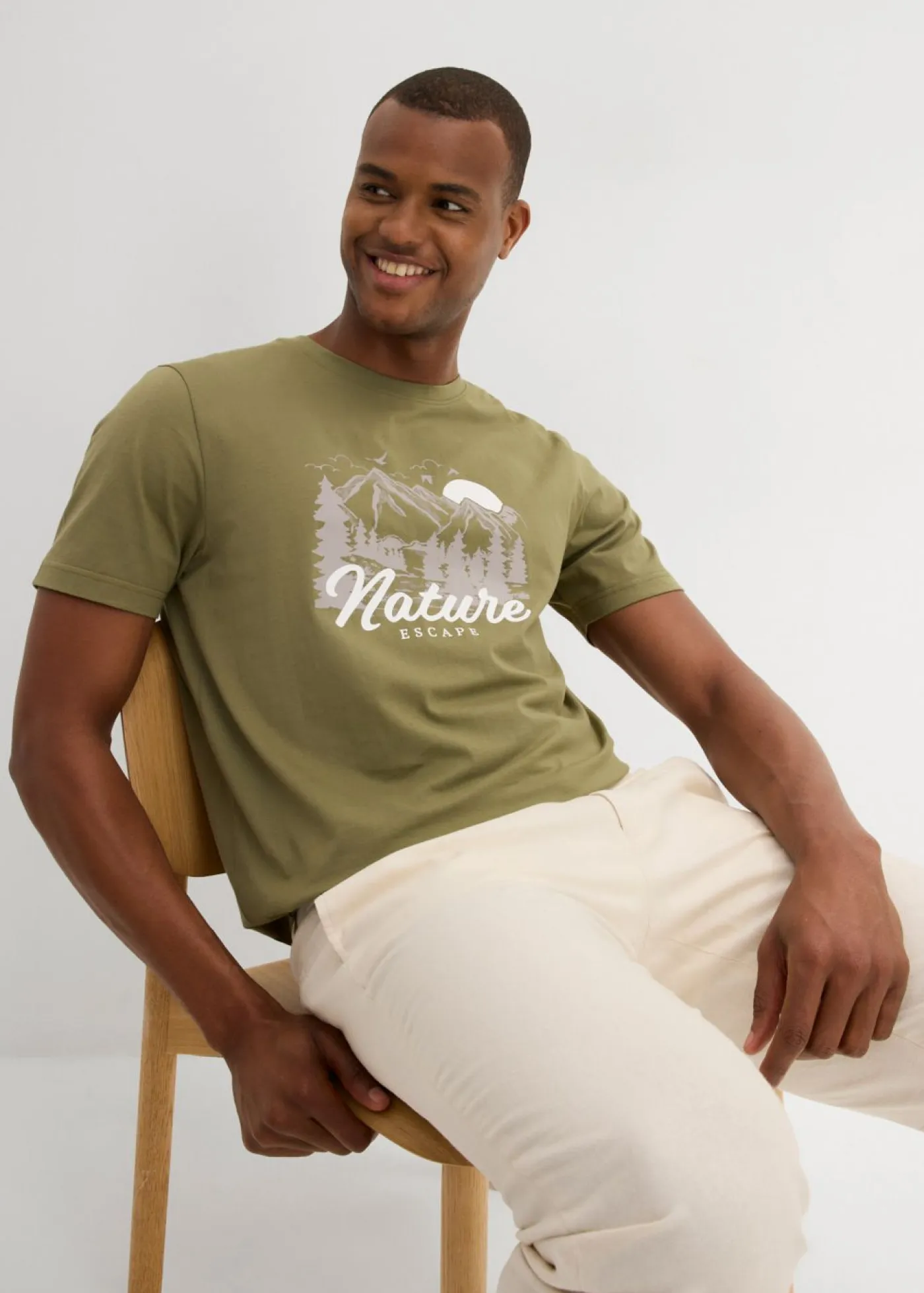 bonprix bonprix Ropa Deportiva|Camisetas Y Polos>Camiseta de algodón orgánico puro Crudo/gris metálico estampado