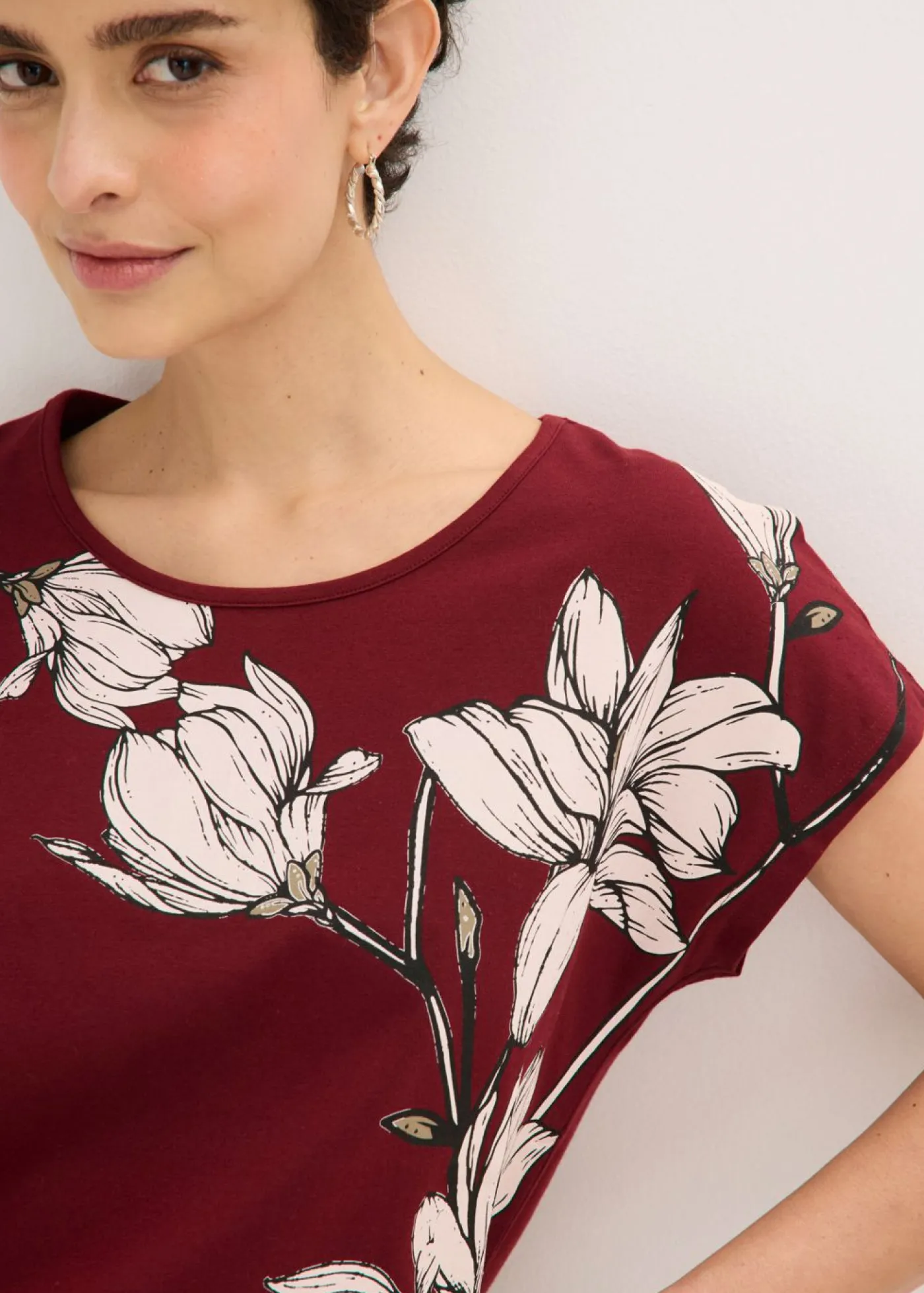 Mujer bonprix bonprix Camiseta de algodón orgánico con estampado de flores