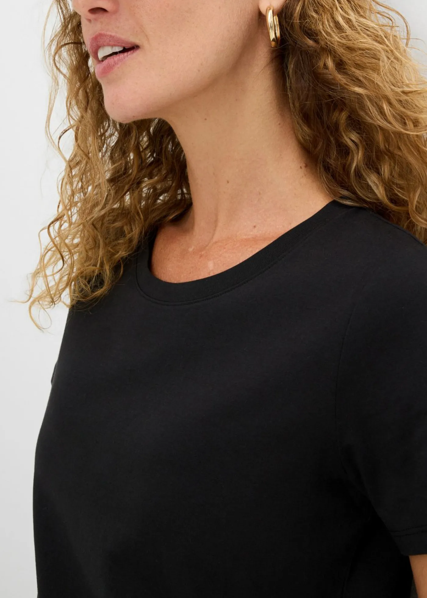 bonprix bonprix Básicos|Camisetas>Camiseta de algodón puro con manga corta (2 unidades) Negro