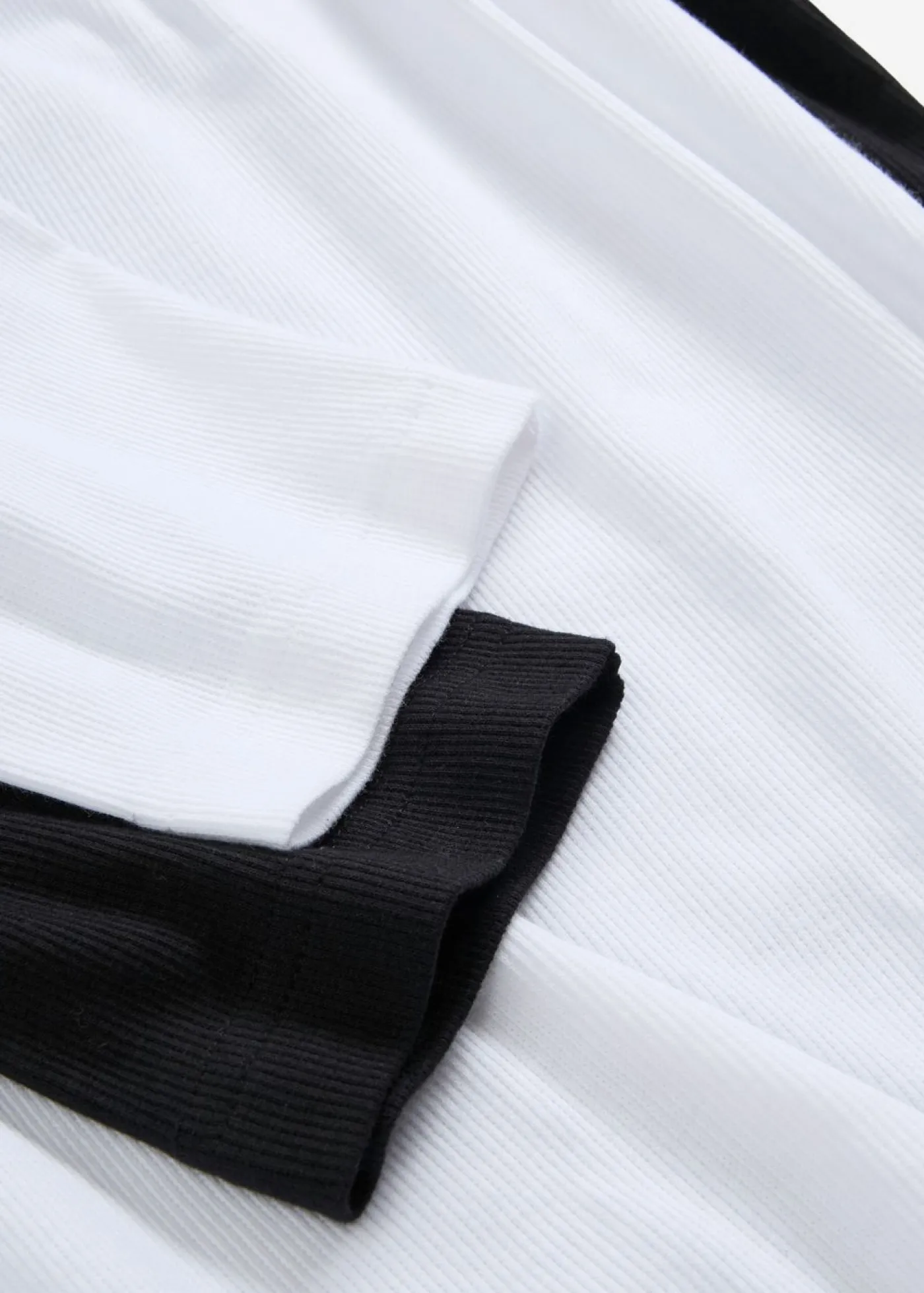 Mujer bonprix bonprix Camiseta de canalé con algodón orgánico (2 unidades)