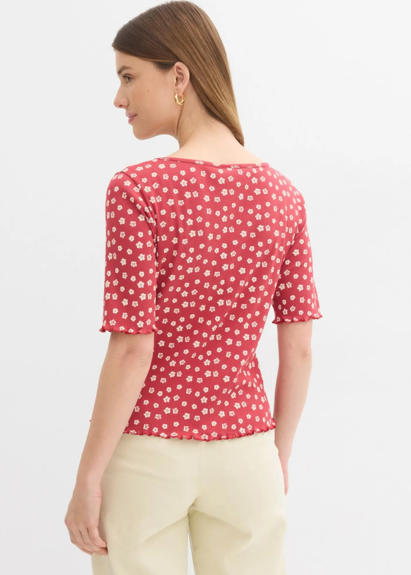 bonprix bonprix Camisetas|Novedades>Camiseta de canalé con estampado de flores y manga corta Cereza-blanco lana de flores