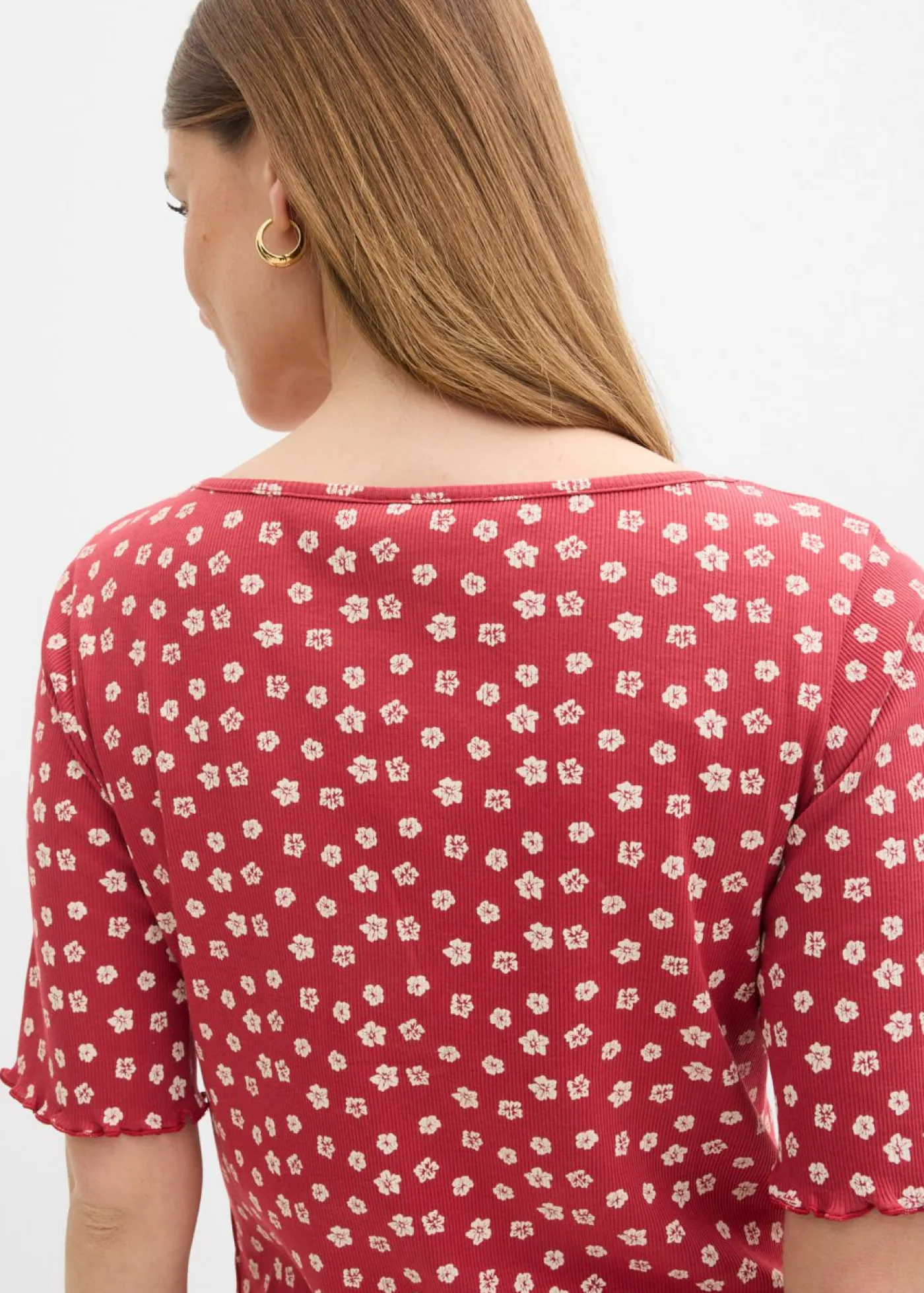 bonprix bonprix Camisetas|Novedades>Camiseta de canalé con estampado de flores y manga corta Cereza-blanco lana de flores