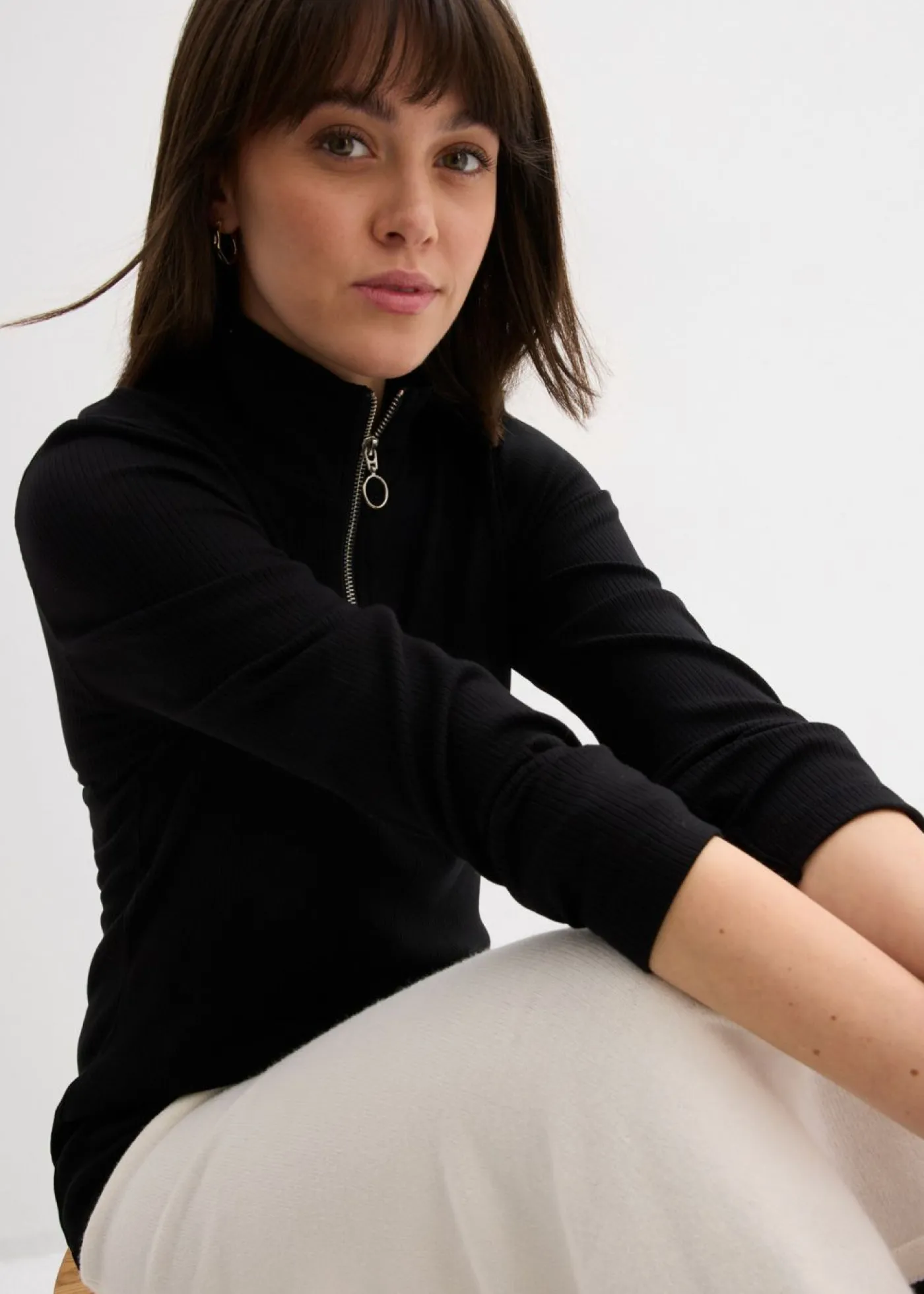 bonprix bonprix Camisetas>Camiseta de canalé de mezcla de viscosa suave Negro