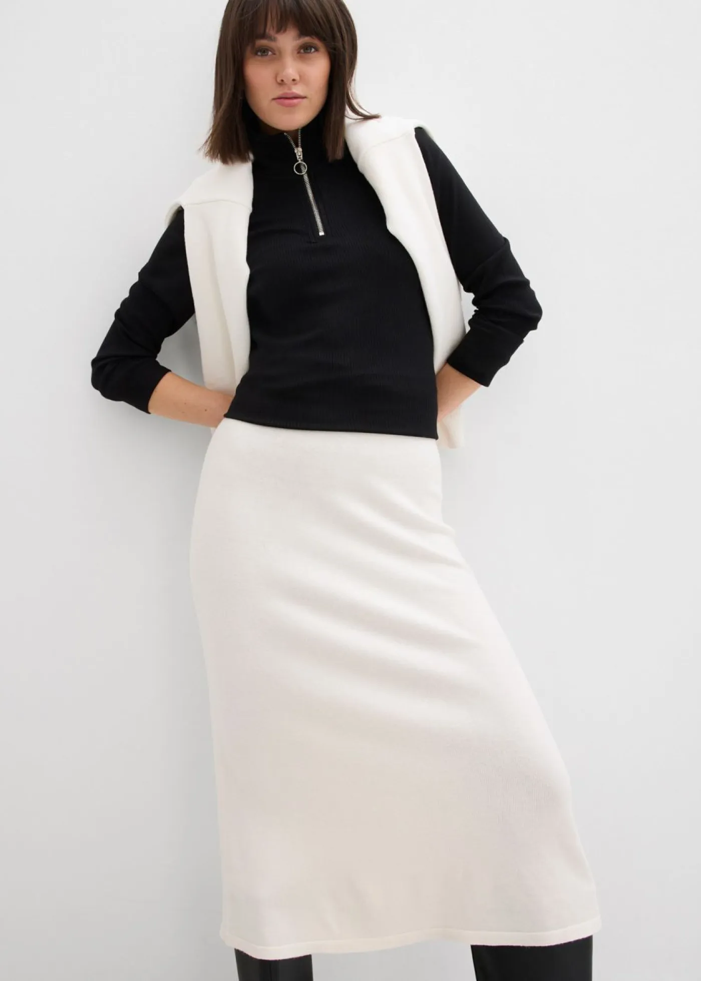 bonprix bonprix Camisetas>Camiseta de canalé de mezcla de viscosa suave Negro