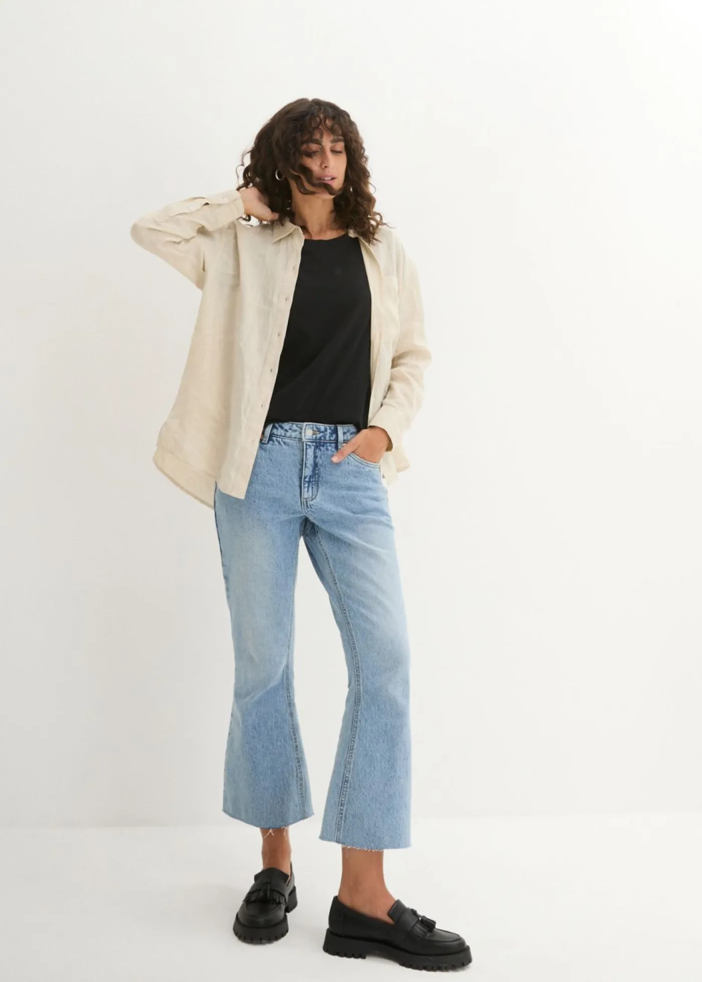 bonprix bonprix Básicos|Camisetas>Camiseta de cuello redondo y manga corta (5 unidades) Negro + negro + negro + blanco + blanco