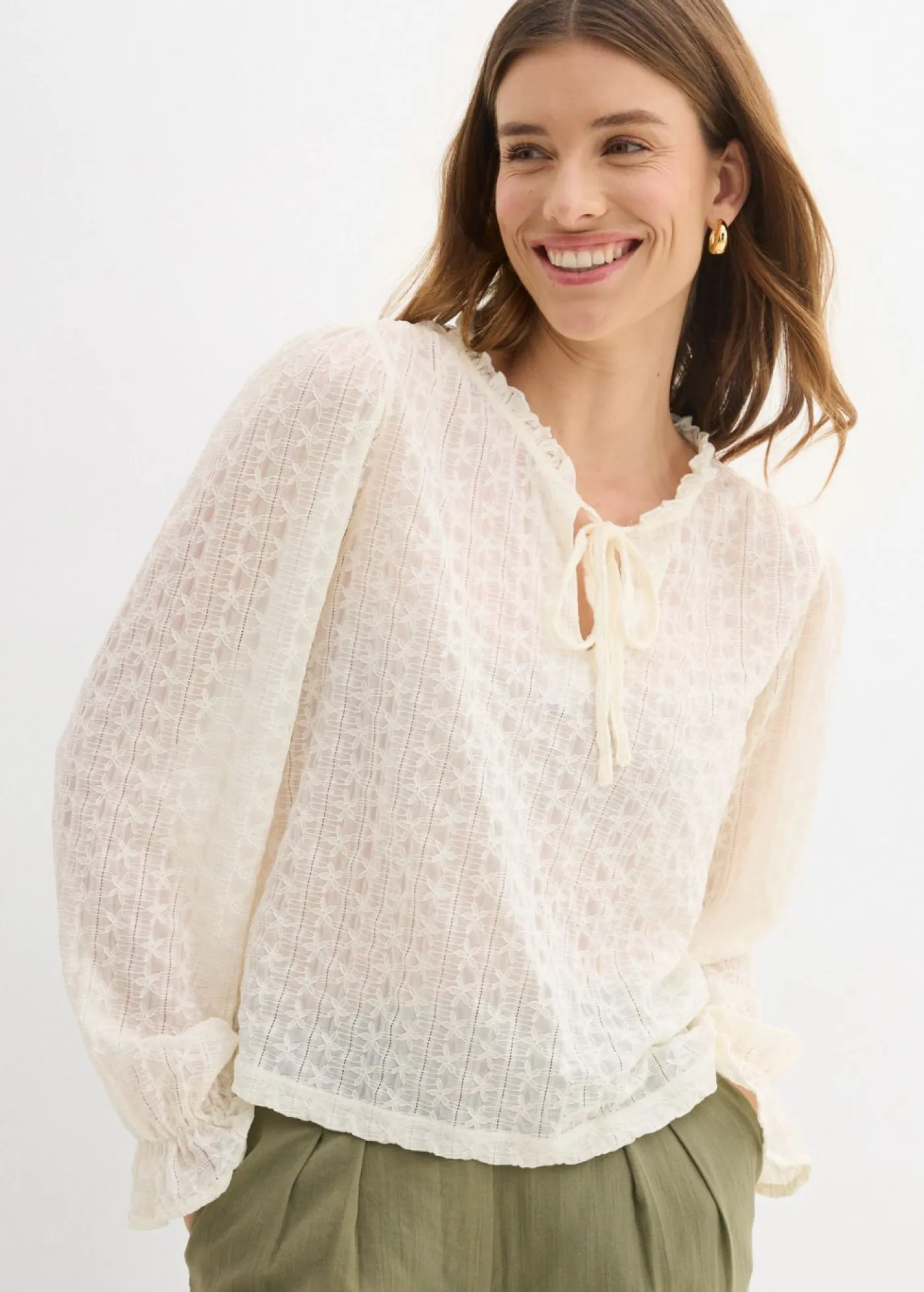 bonprix bonprix Camisetas|Novedades>Camiseta de encaje con mangas abullonadas Blanco lana