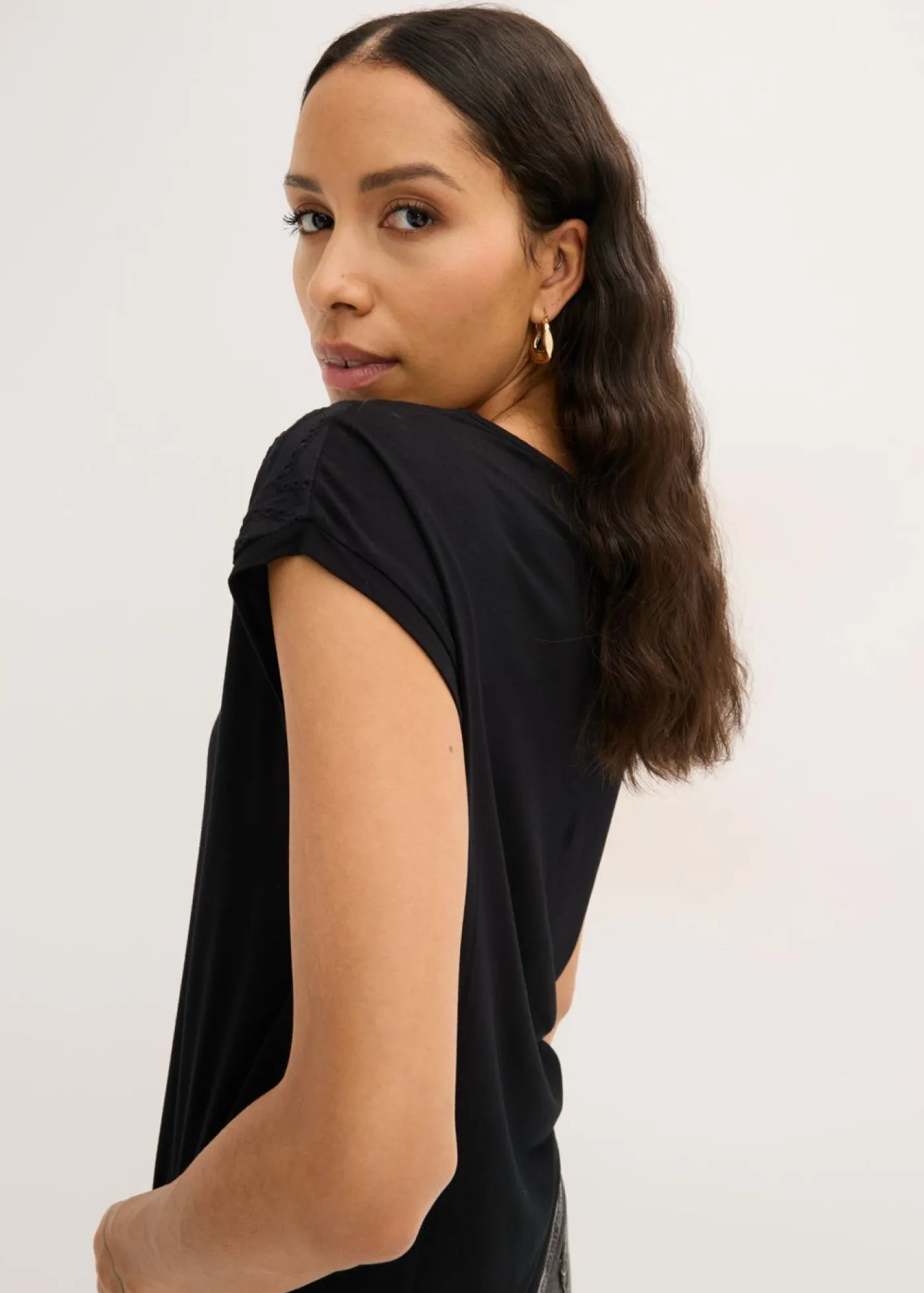 Mujer bonprix bonprix Camiseta de encaje de viscosa suave