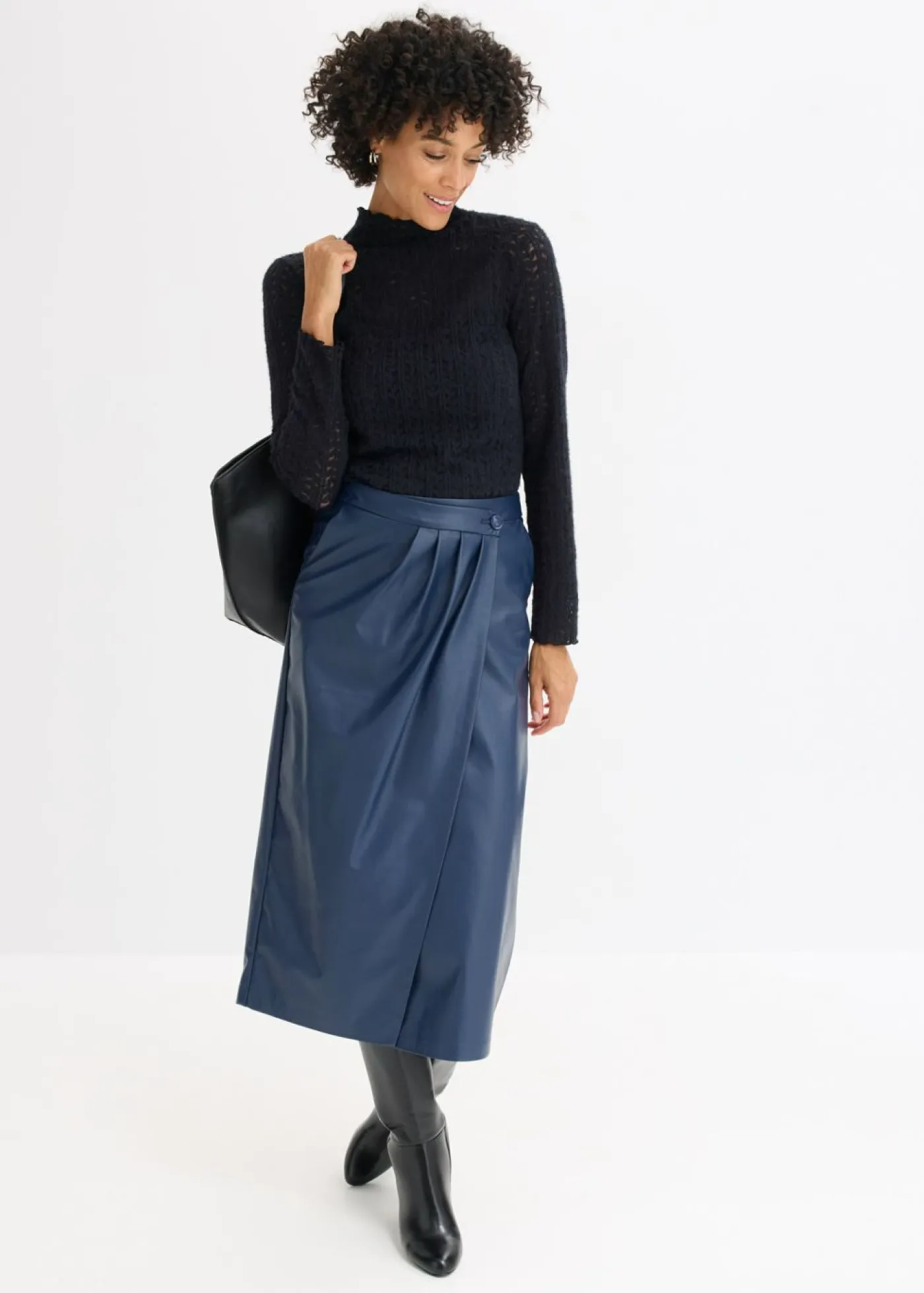 bonprix bonprix Camisetas>Camiseta de encaje y cuello vuelto Negro