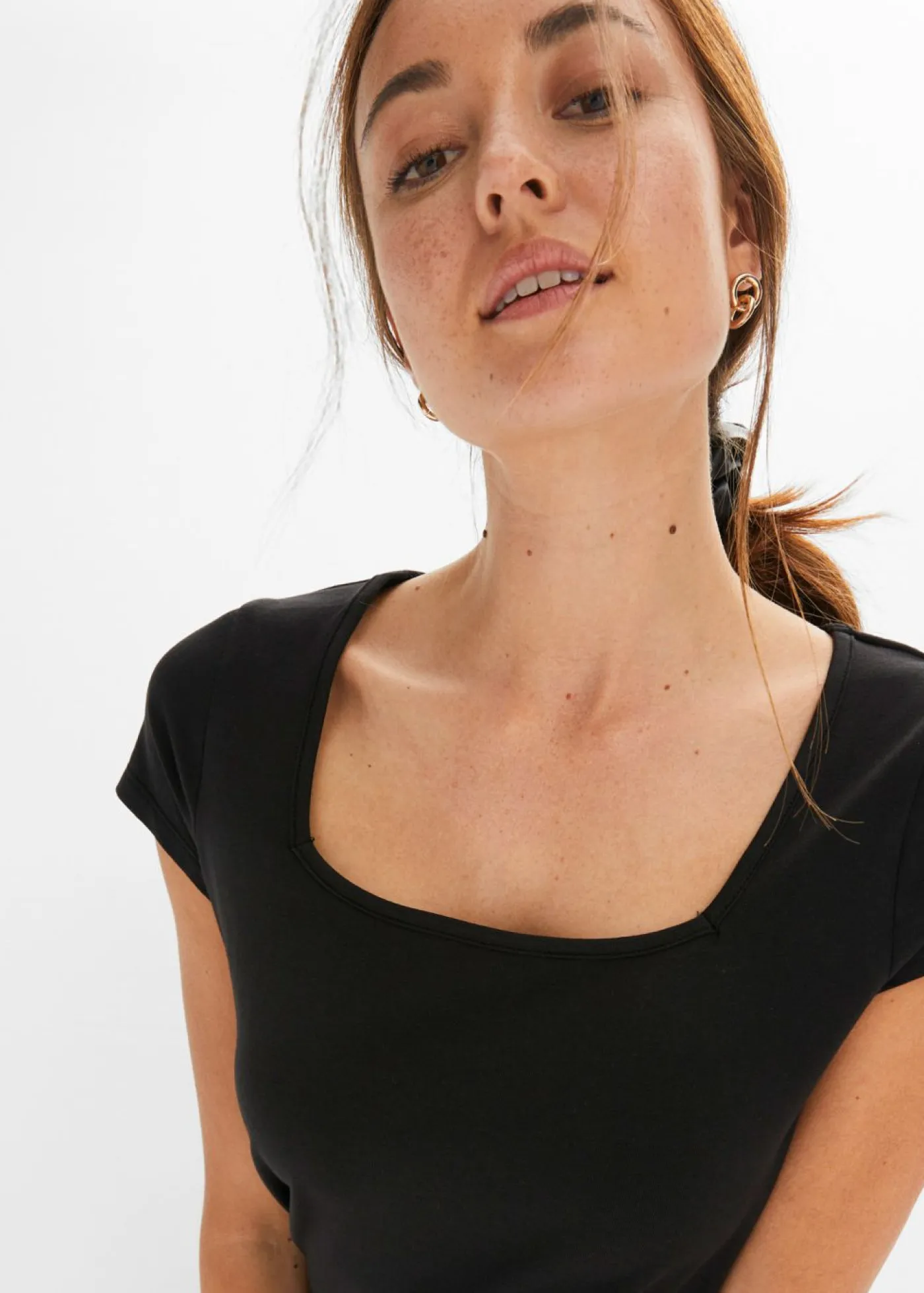 bonprix bonprix Básicos|Camisetas>Camiseta de manga corta con escote cuadrado Negro