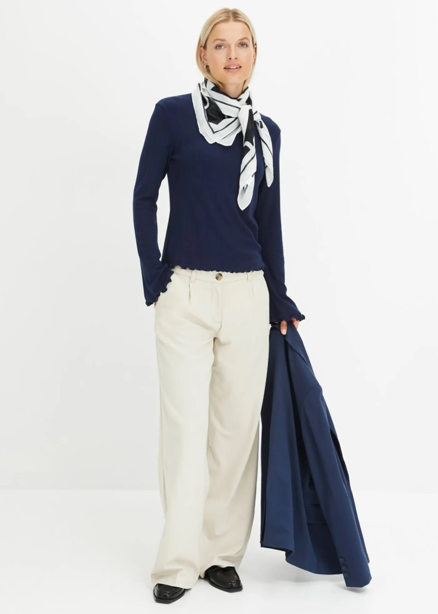 bonprix bonprix Camisetas>Camiseta de manga larga Azul marino