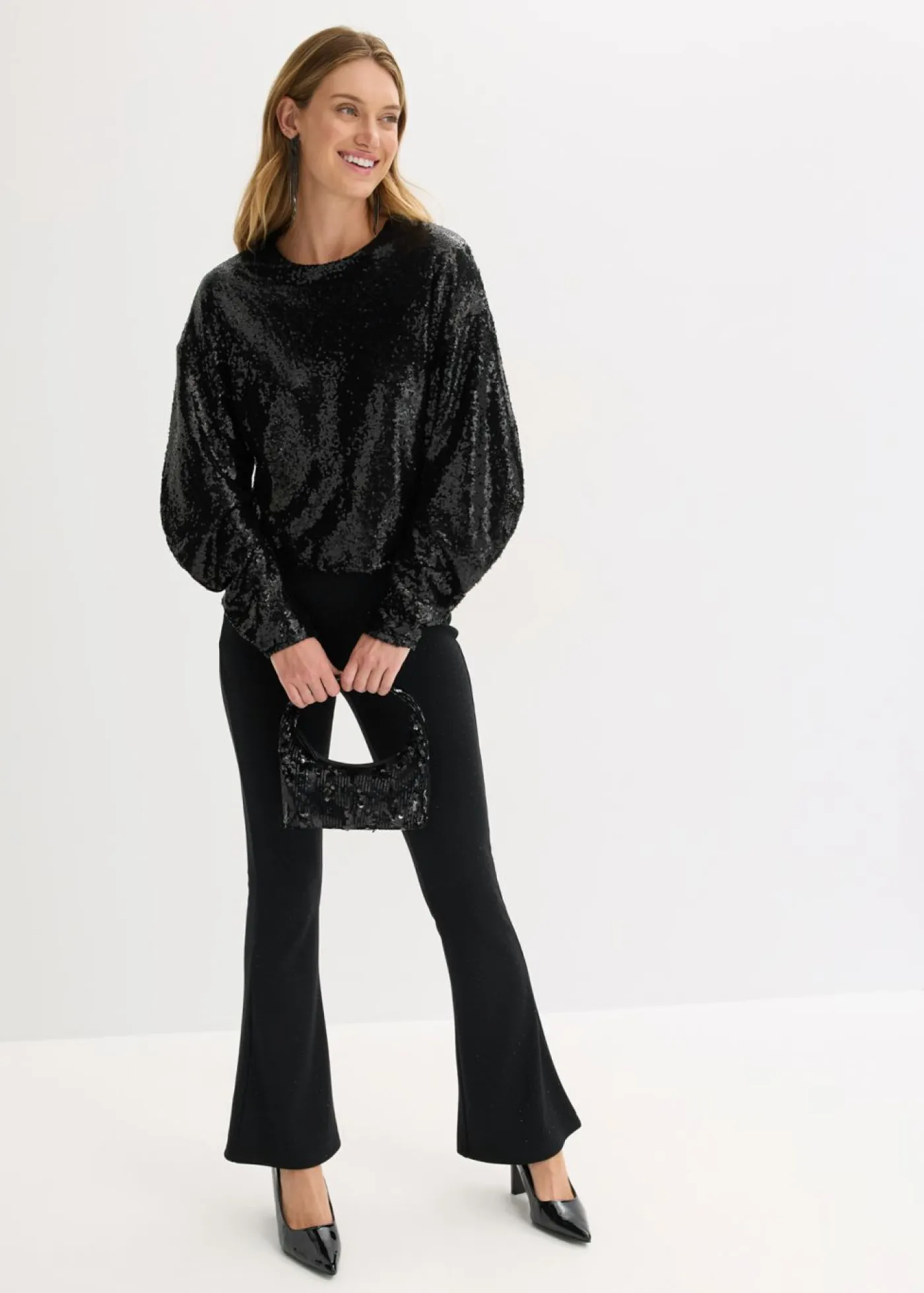 bonprix bonprix Camisetas>Camiseta de manga larga con lentejuelas Negro