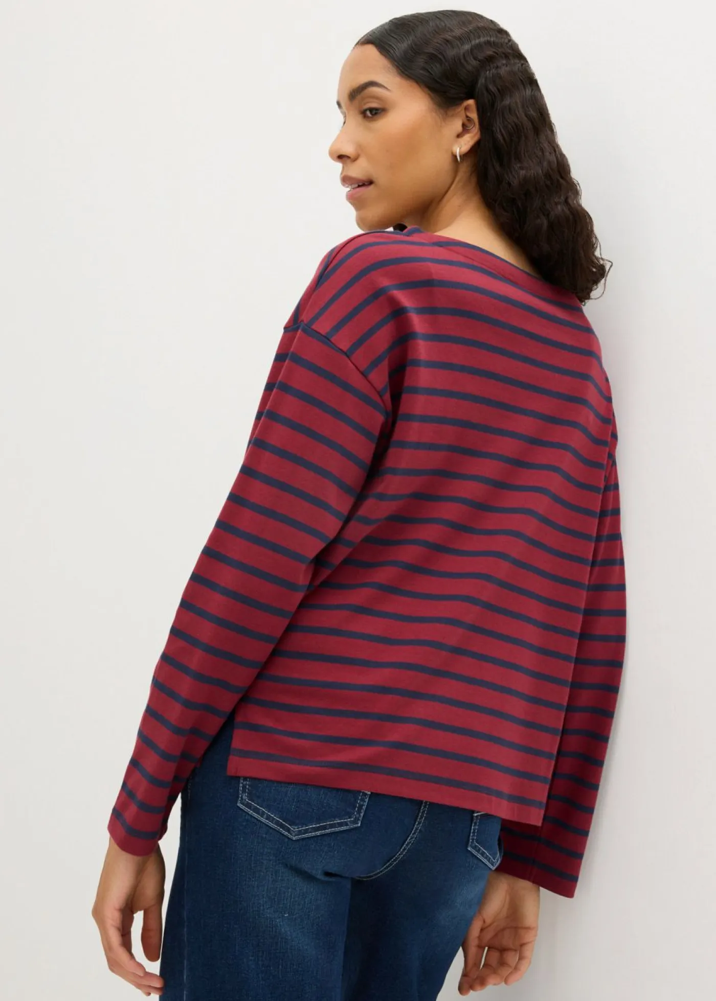 bonprix bonprix Básicos|Camisetas>Camiseta de manga larga de algodón orgánico puro (2 unidades) Rojo rubí/azul marino de rayas + negro/blanco de rayas